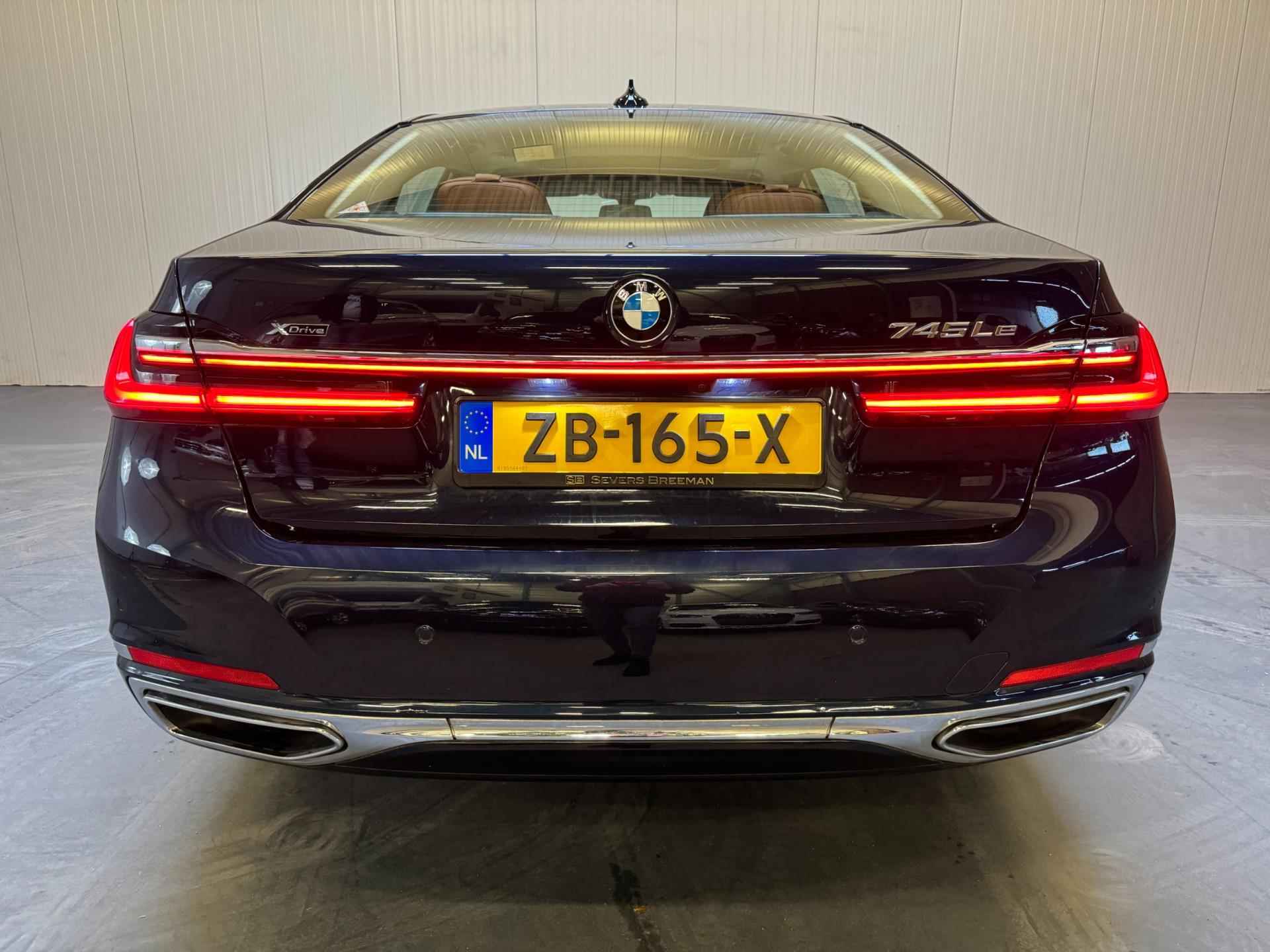 BMW 7-serie 745Le AUT. xDrive High Executive CarbonCore PANO NAVI CAMERA LEDER AMBIANCEVERLICHTING MEMORY - 14/58