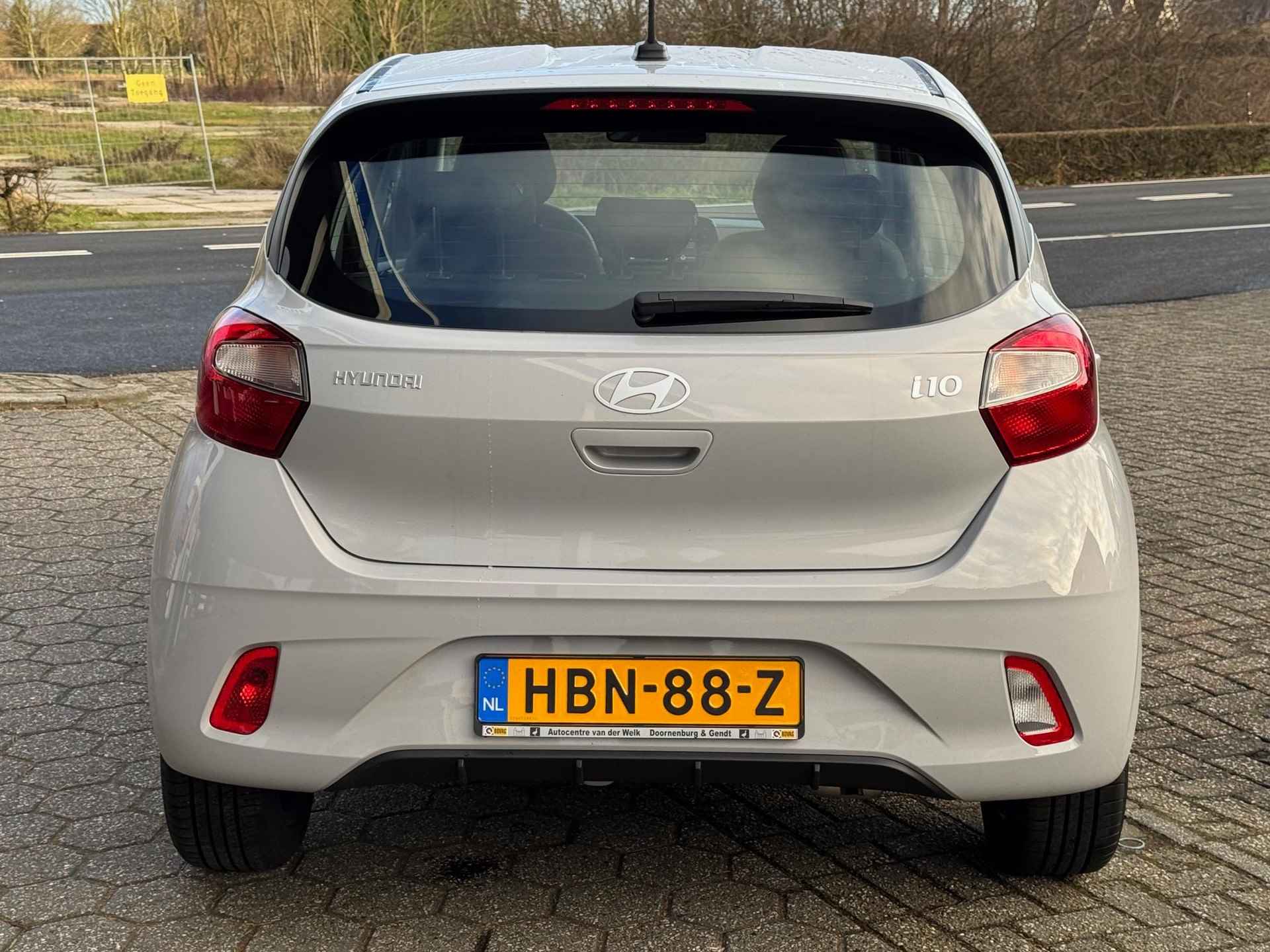 Hyundai i10 1.0 Comfort AUTOMAAT | CARPLAY | NARDO GREY | BOVAG!! - 6/31