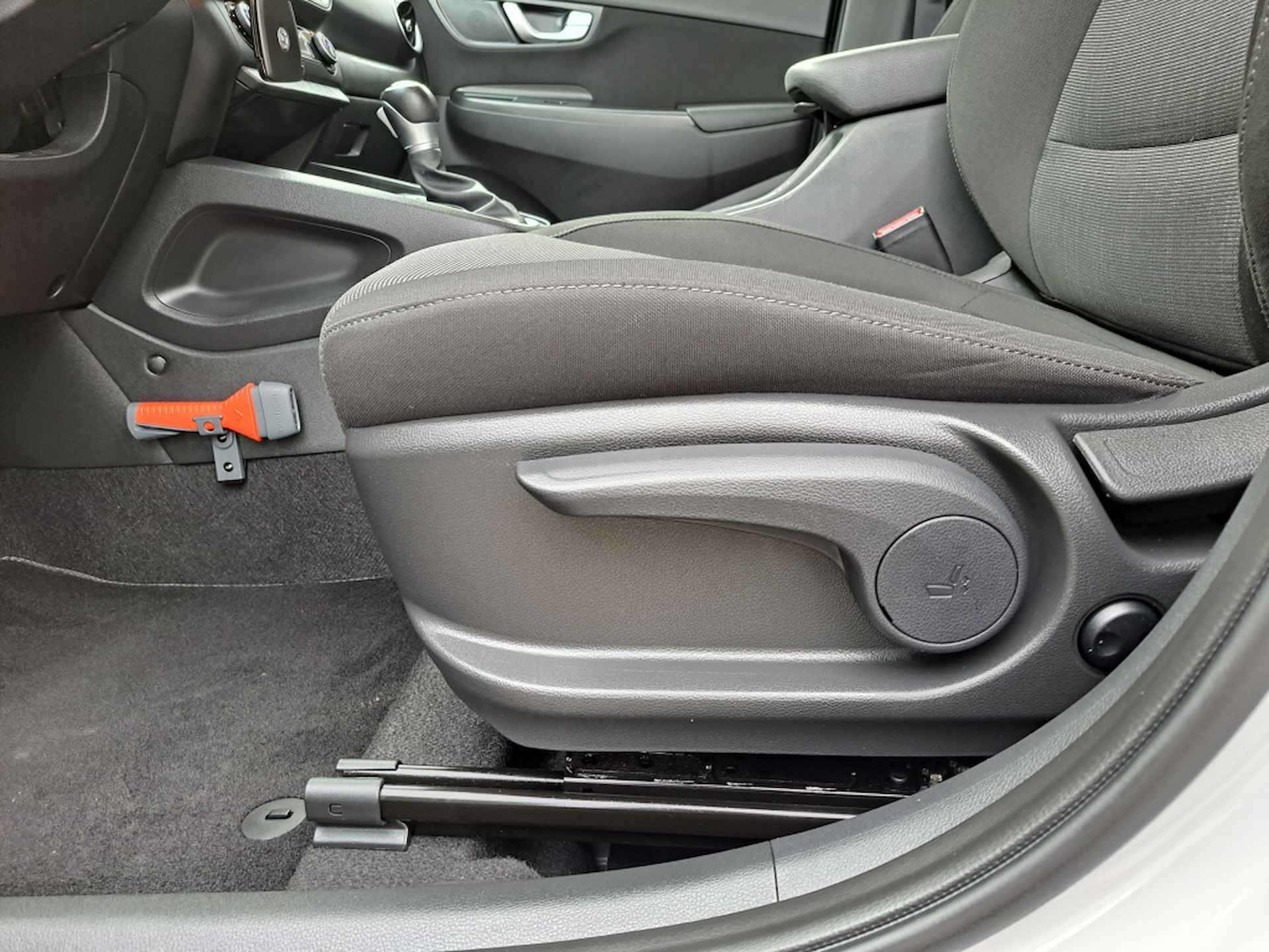 Hyundai Kona 1.6 GDI HEV Comfort Smart - 12/33