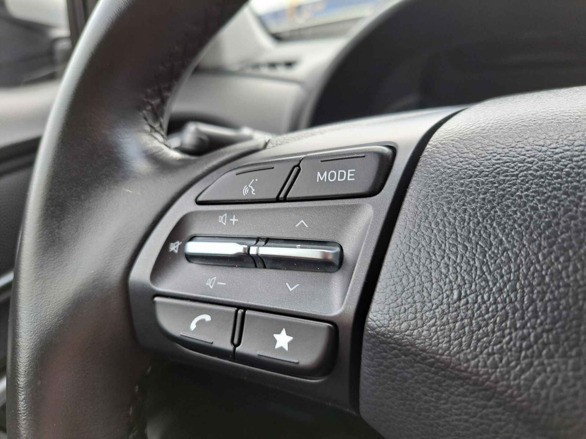 Hyundai Kona 1.6 GDI HEV Comfort Smart - 18/33