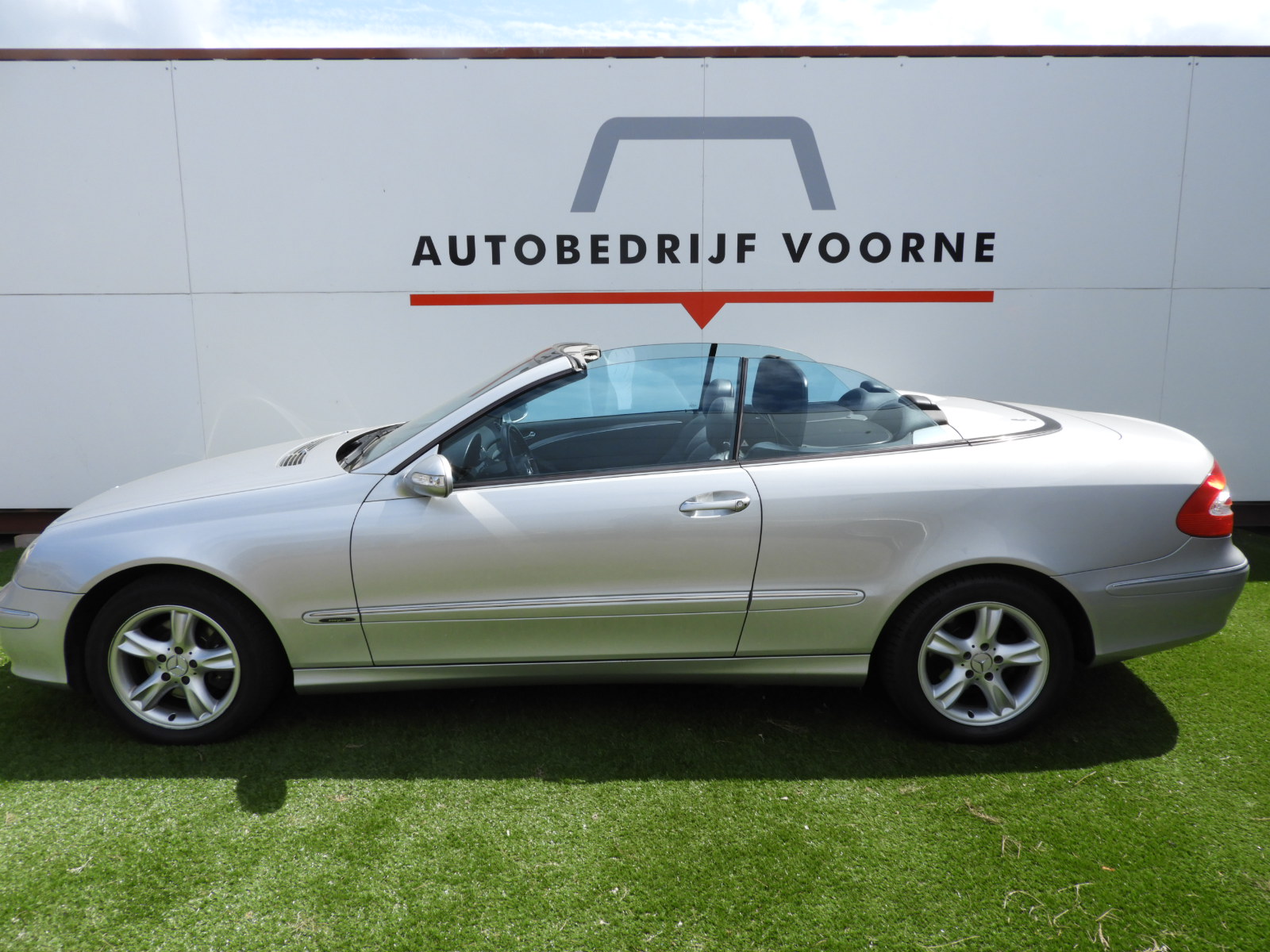 MERCEDES CLK-Klasse 1.8 CLK200 KOMPR Cabriolet AUT Avantgarde