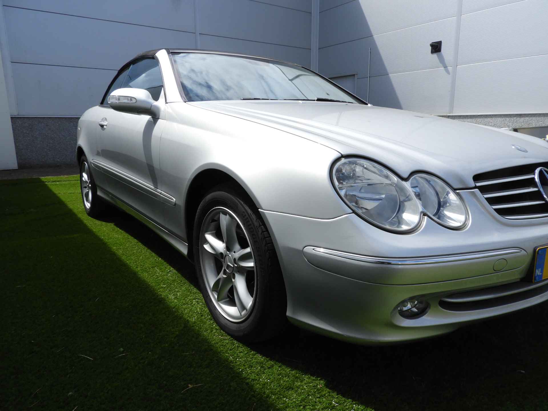 MERCEDES CLK-Klasse 1.8 CLK200 KOMPR Cabriolet AUT Avantgarde - 31/34