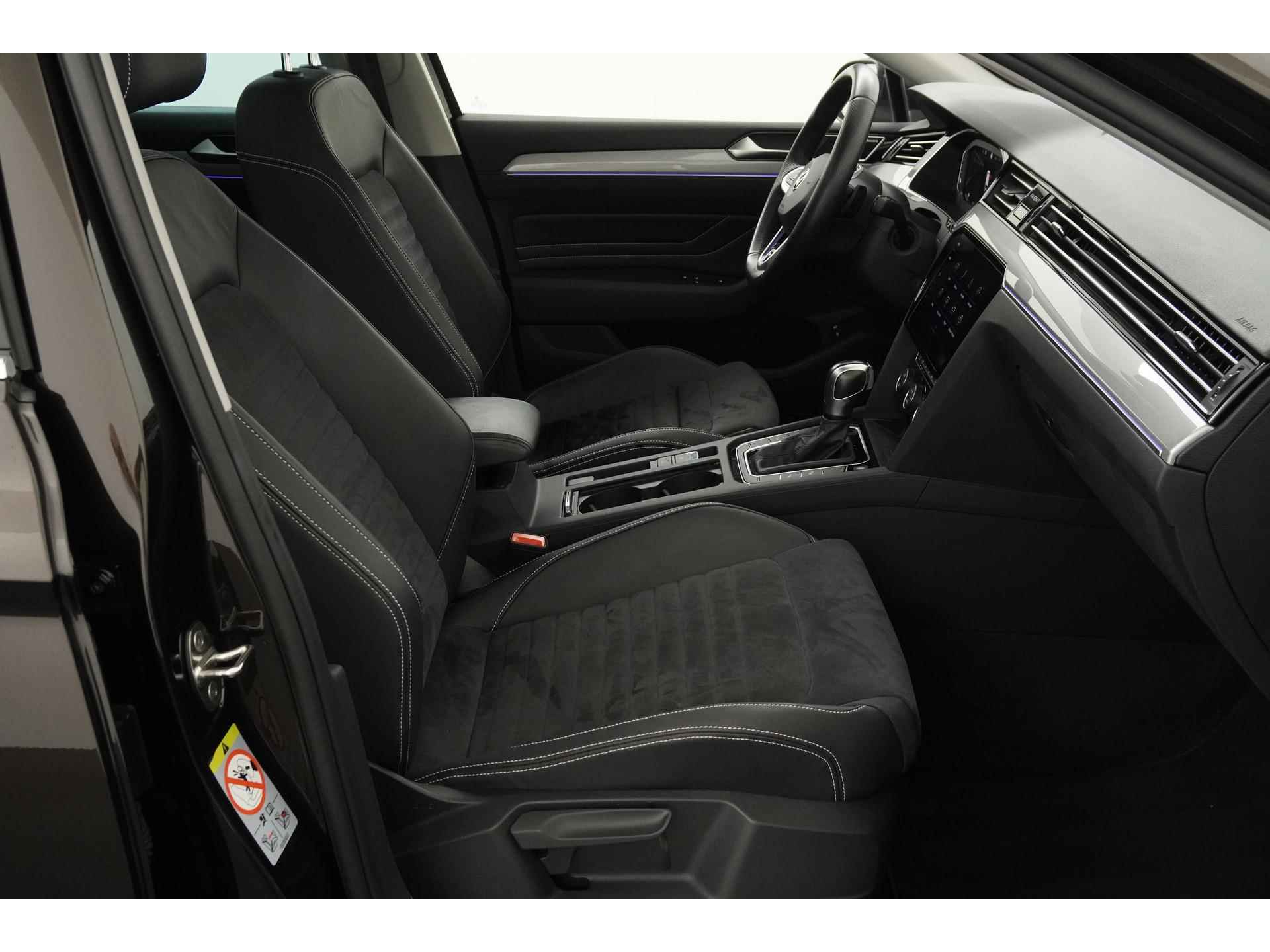 Volkswagen Passat Variant 1.4 TSI PHEV GTE Business | Panoramadak | Virtual Cockpit | Camera | Zondag Open! - 3/51