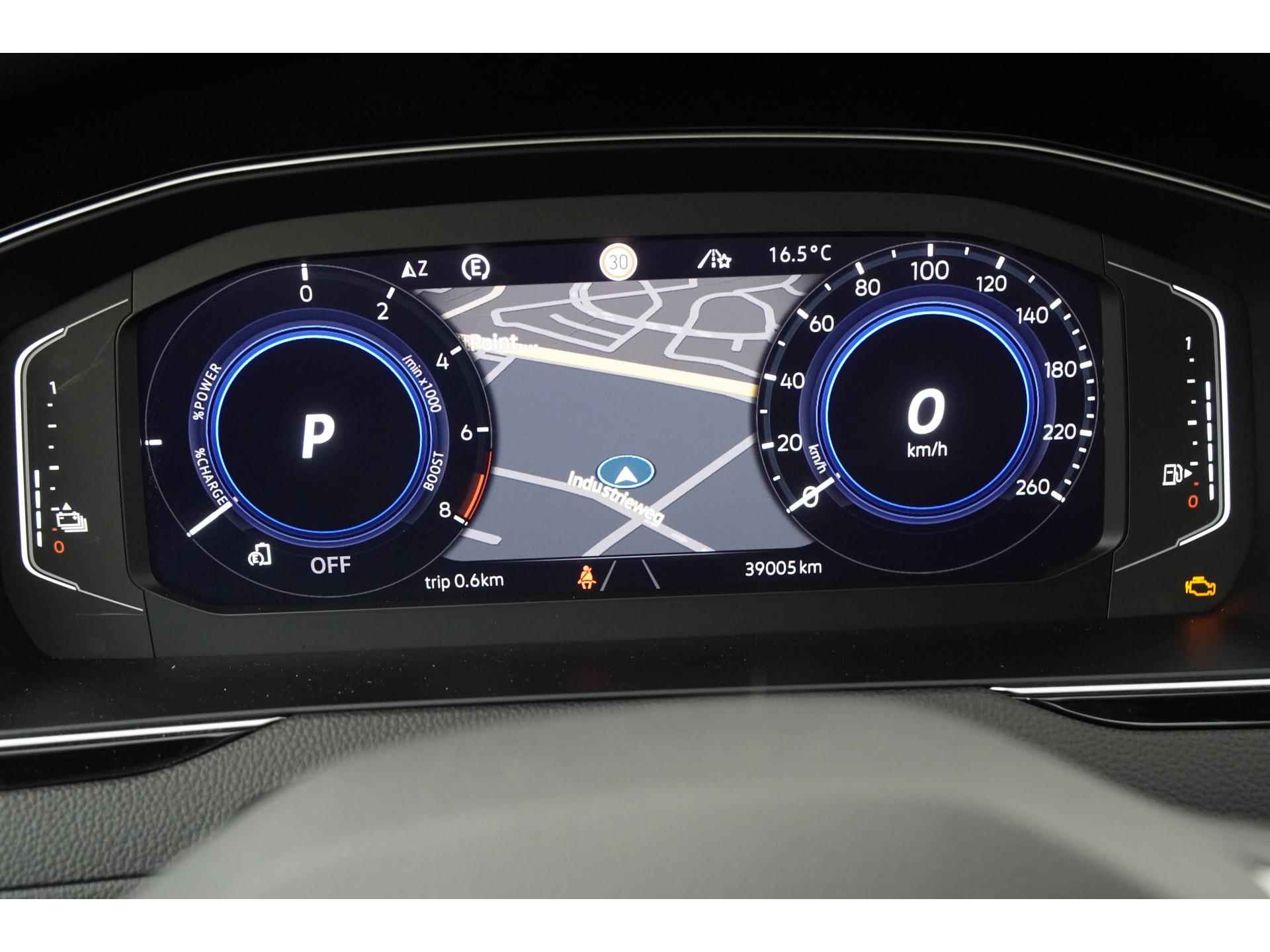 Volkswagen Passat Variant 1.4 TSI PHEV GTE Business | Panoramadak | Virtual Cockpit | Camera | Zondag Open! - 28/51