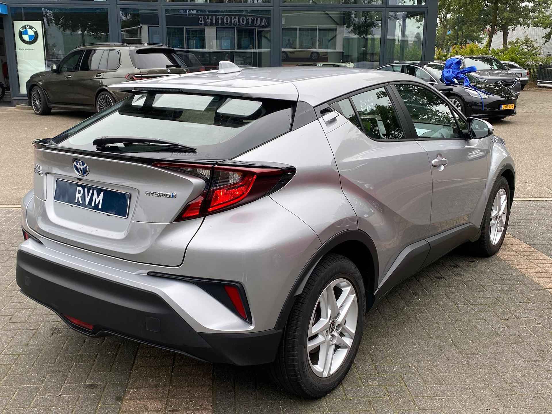 Toyota C-HR 1.8 Hybrid Dynamic VAN 26.900 VOOR 24.899 UW ZOMERVOORDEEL 2.001! | CAMERA | - 5/24