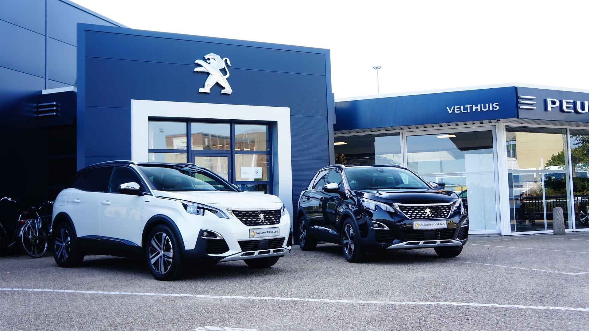 PEUGEOT 2008 SUV 1.6 BlueHDi 120pk Allure - 25/25