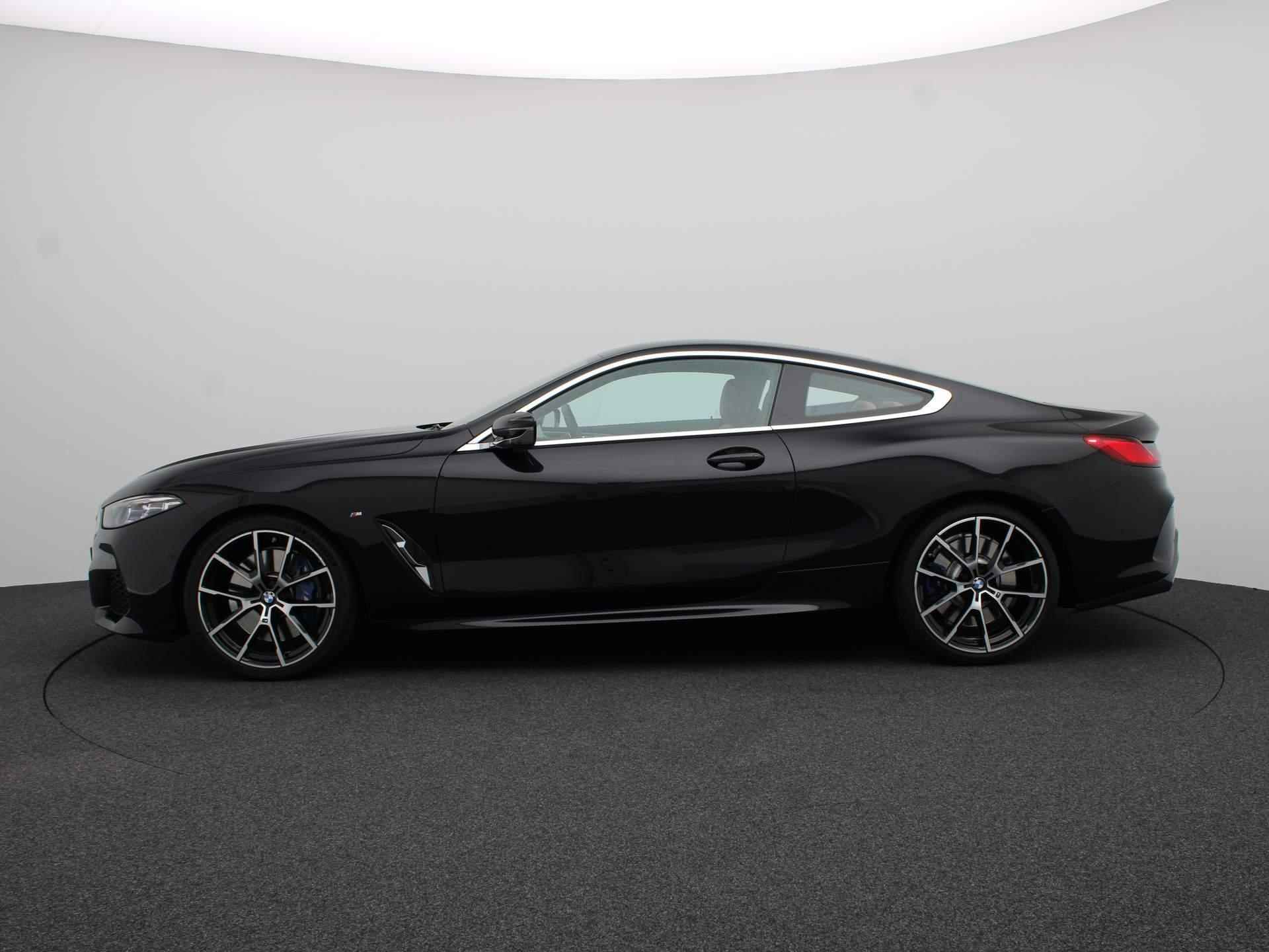 BMW 8 Serie Coupé 840i High Executive | M Sportpakket | Audio Media Pack | BMW Personal CoPilot Pack | Active Steering | Soft Close | Harman Kardon | Driving Assistant Professional | 20'' - 4/21