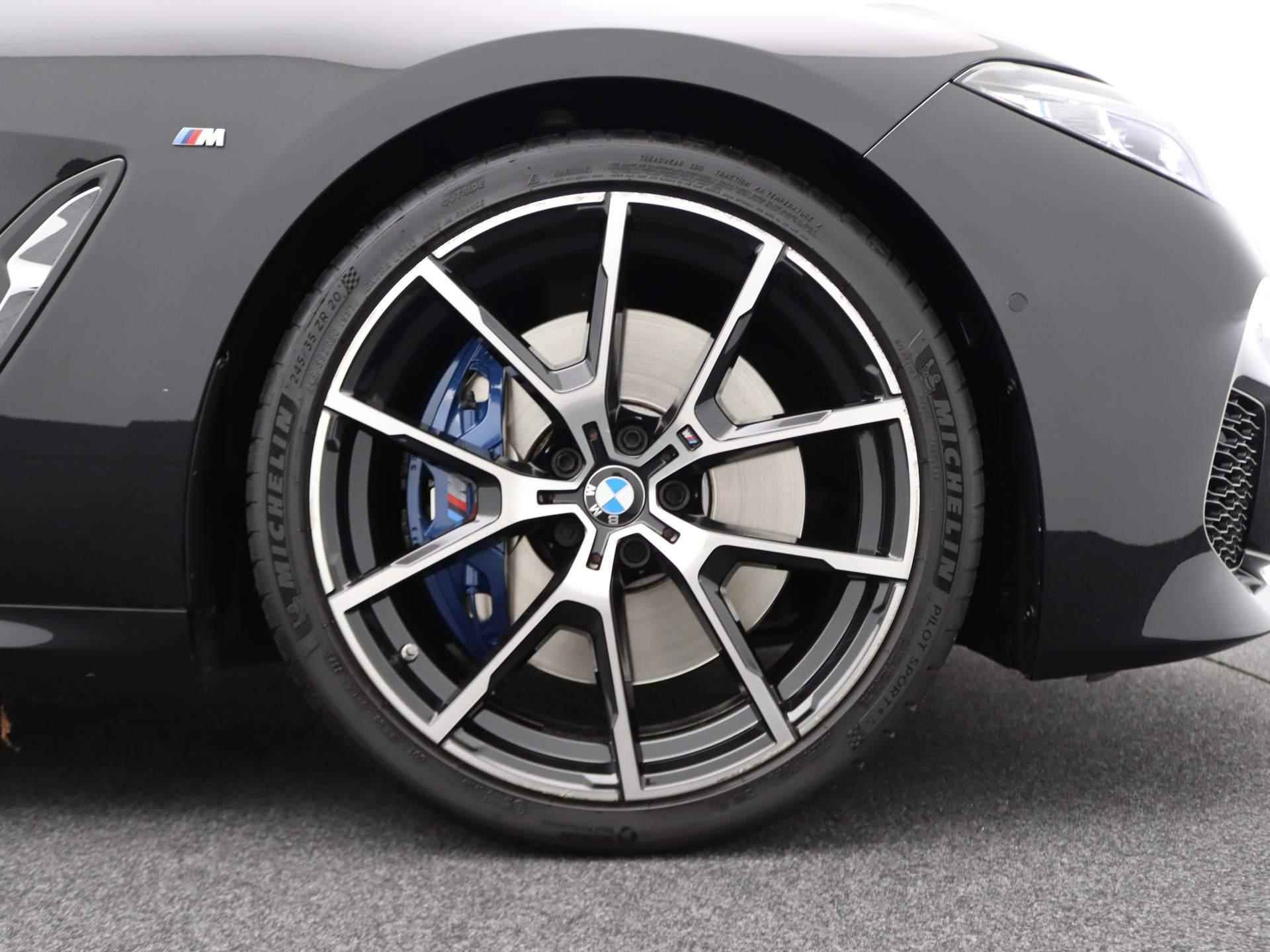 BMW 8 Serie Coupé 840i High Executive | M Sportpakket | Audio Media Pack | BMW Personal CoPilot Pack | Active Steering | Soft Close | Harman Kardon | Driving Assistant Professional | 20'' - 21/21