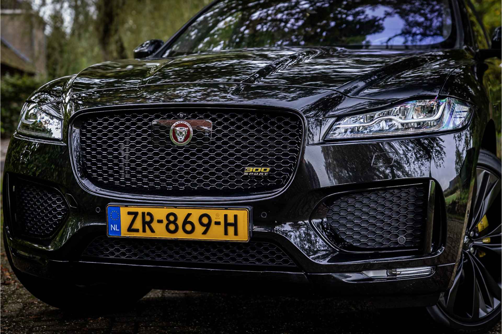 Jaguar F-Pace 3.0d AWD 300 Sport Stoelventilatie 22" ACC HUD - 2/33