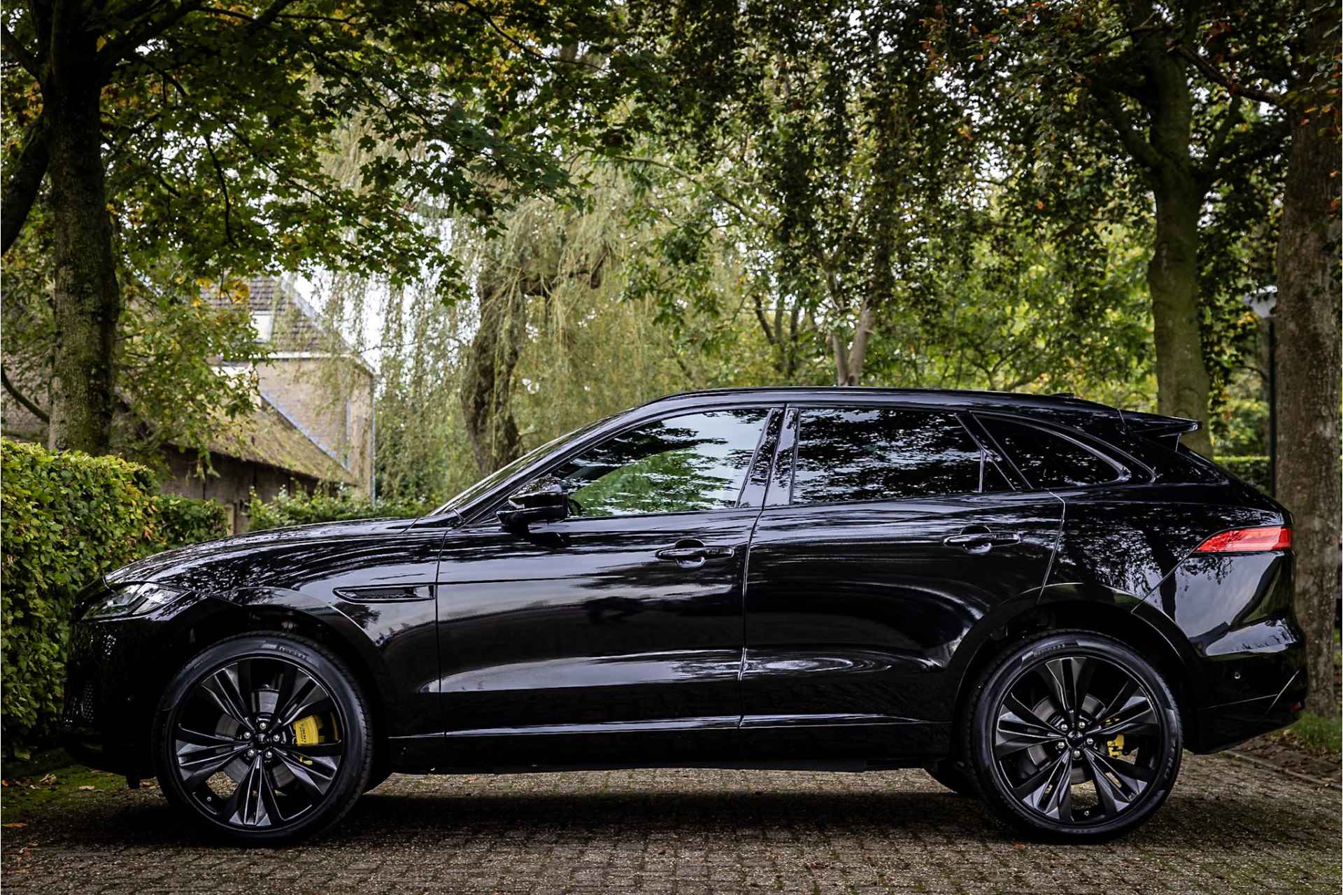 Jaguar F-Pace 3.0d AWD 300 Sport Stoelventilatie 22" ACC HUD - 3/33