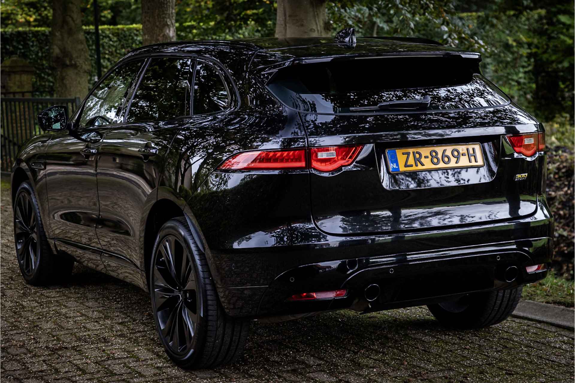 Jaguar F-Pace 3.0d AWD 300 Sport Stoelventilatie 22" ACC HUD - 16/33