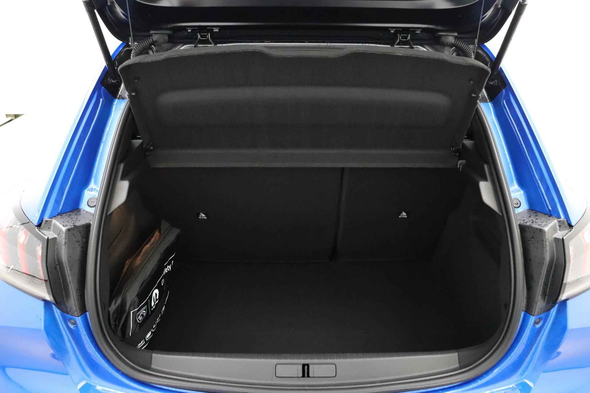 Peugeot 208 1.2 PureTech GT Pack 100 PK | Handgeschakeld | Panorama dak | Stoelverwarming | Camera | Navigatie | Adaptieve Cruise Control | 3D Instrumentenpaneel | Parkeersensor | Snel leverbaar - 14/34