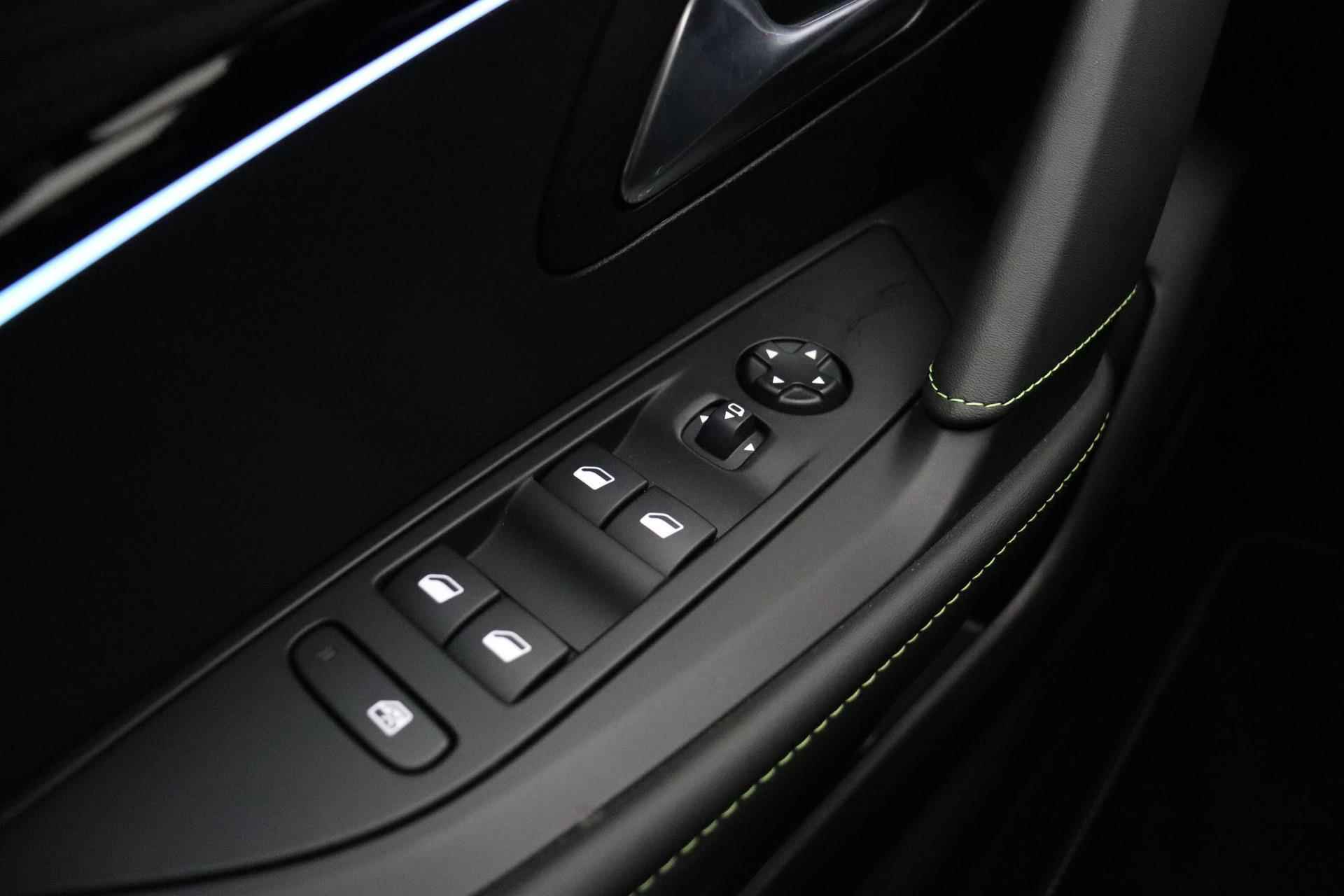 Peugeot 208 1.2 PureTech GT Pack 100 PK | Handgeschakeld | Panorama dak | Stoelverwarming | Camera | Navigatie | Adaptieve Cruise Control | 3D Instrumentenpaneel | Parkeersensor | Snel leverbaar - 21/34