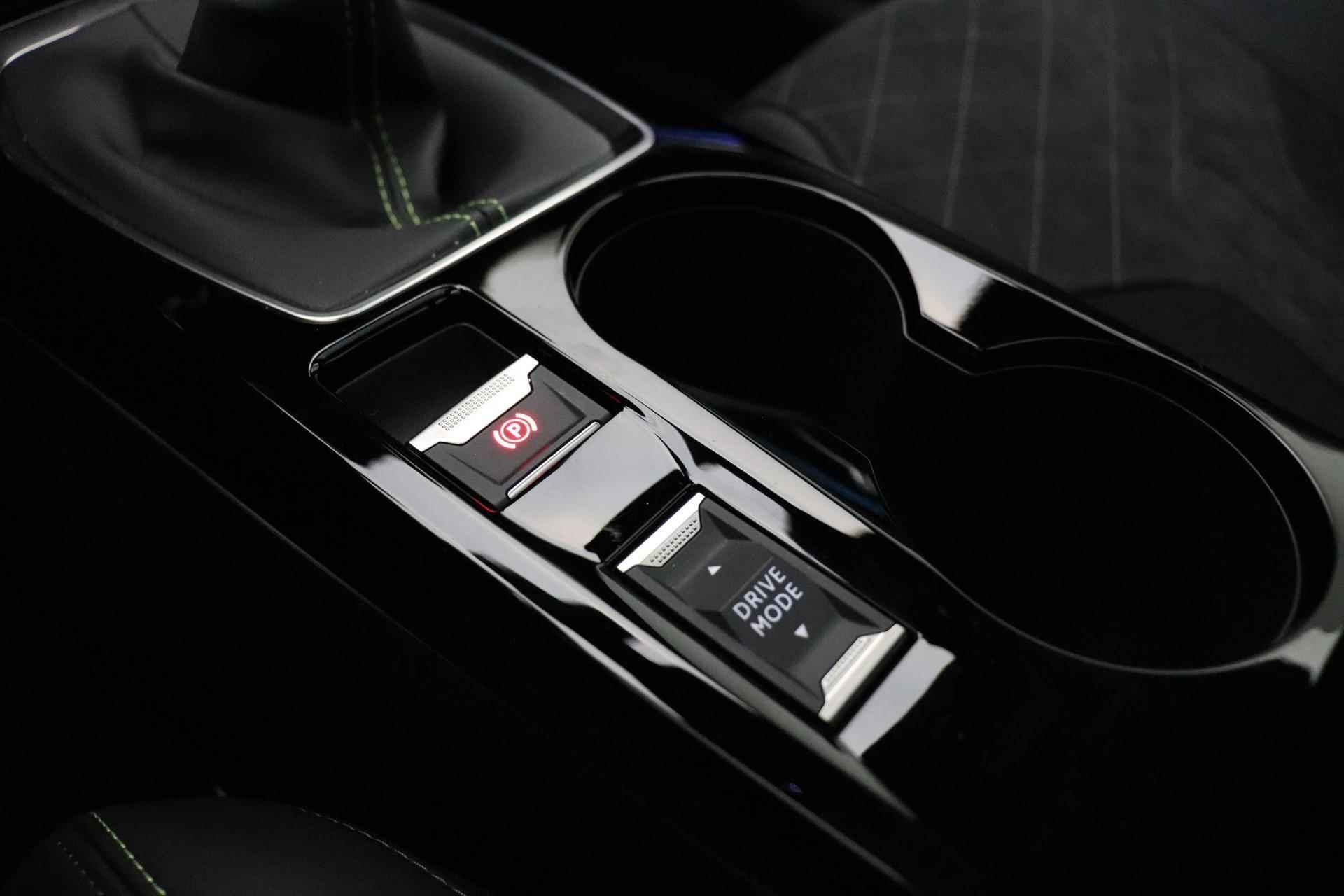 Peugeot 208 1.2 PureTech GT Pack 100 PK | Handgeschakeld | Panorama dak | Stoelverwarming | Camera | Navigatie | Adaptieve Cruise Control | 3D Instrumentenpaneel | Parkeersensor | Snel leverbaar - 27/34