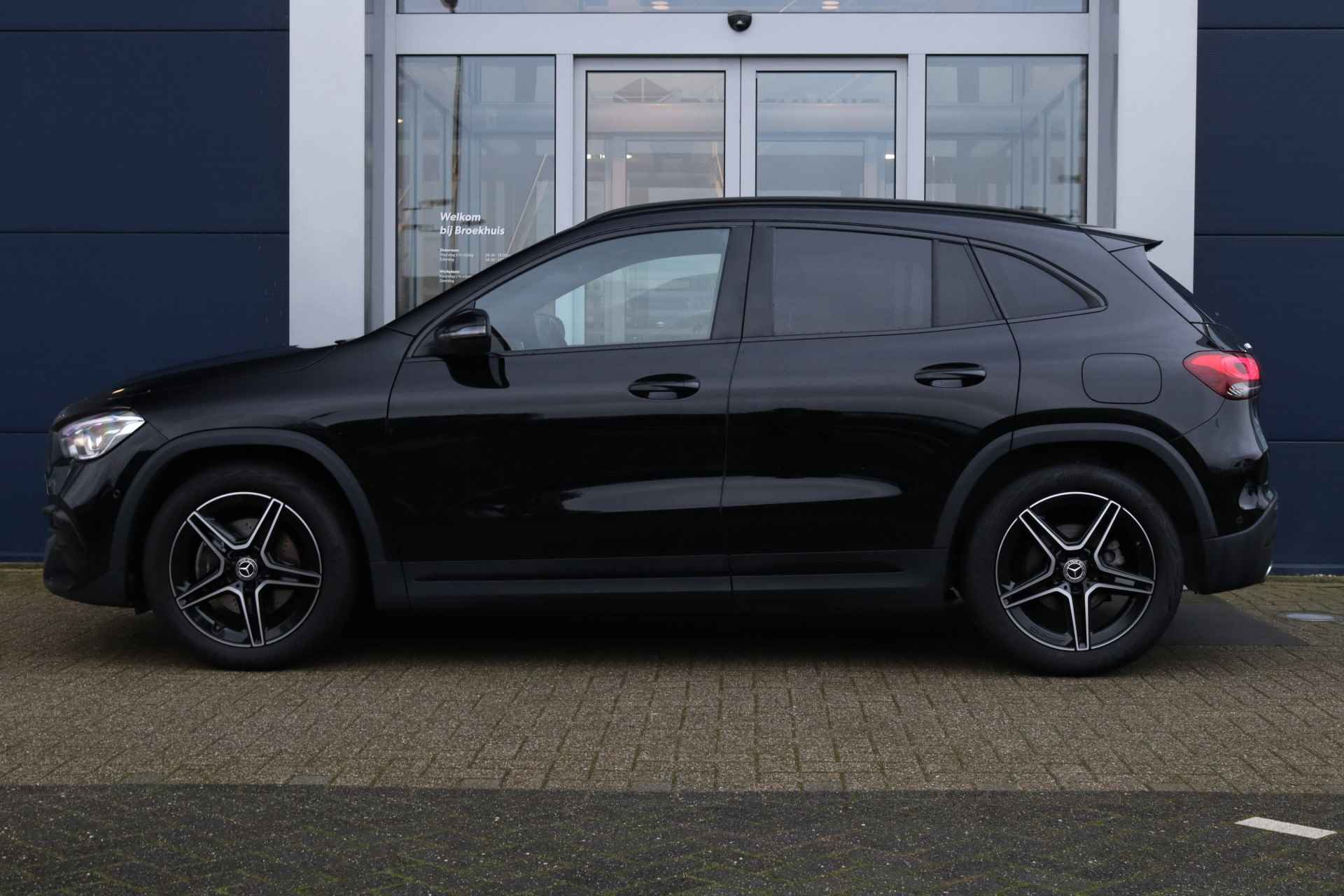 Mercedes-Benz GLA 180 AMG Line | Camera | Stoelverwarming | Cruise Control | Elektr. klep | PDC V/A | Navi - 4/41