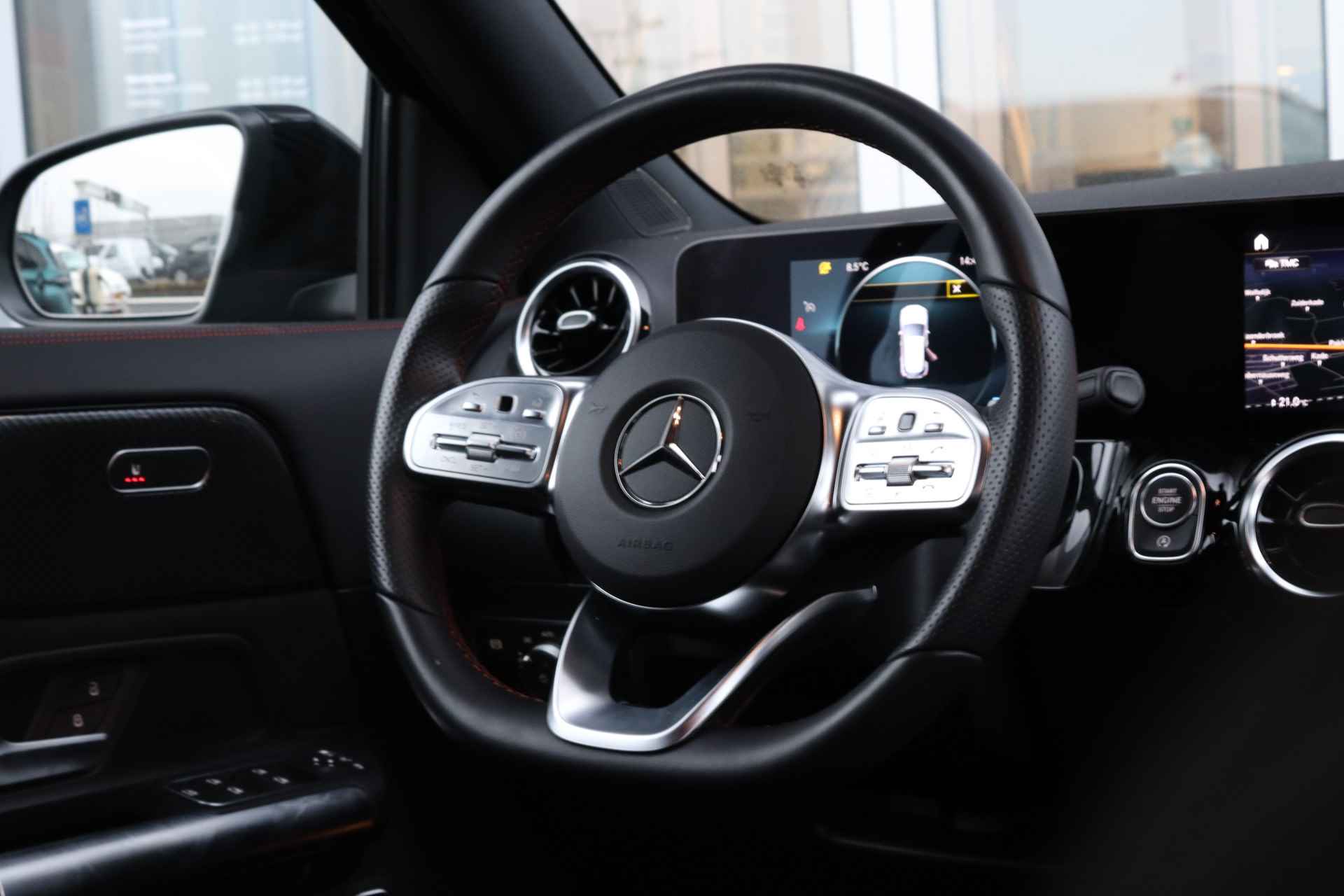 Mercedes-Benz GLA 180 AMG Line | Camera | Stoelverwarming | Cruise Control | Elektr. klep | PDC V/A | Navi - 20/41