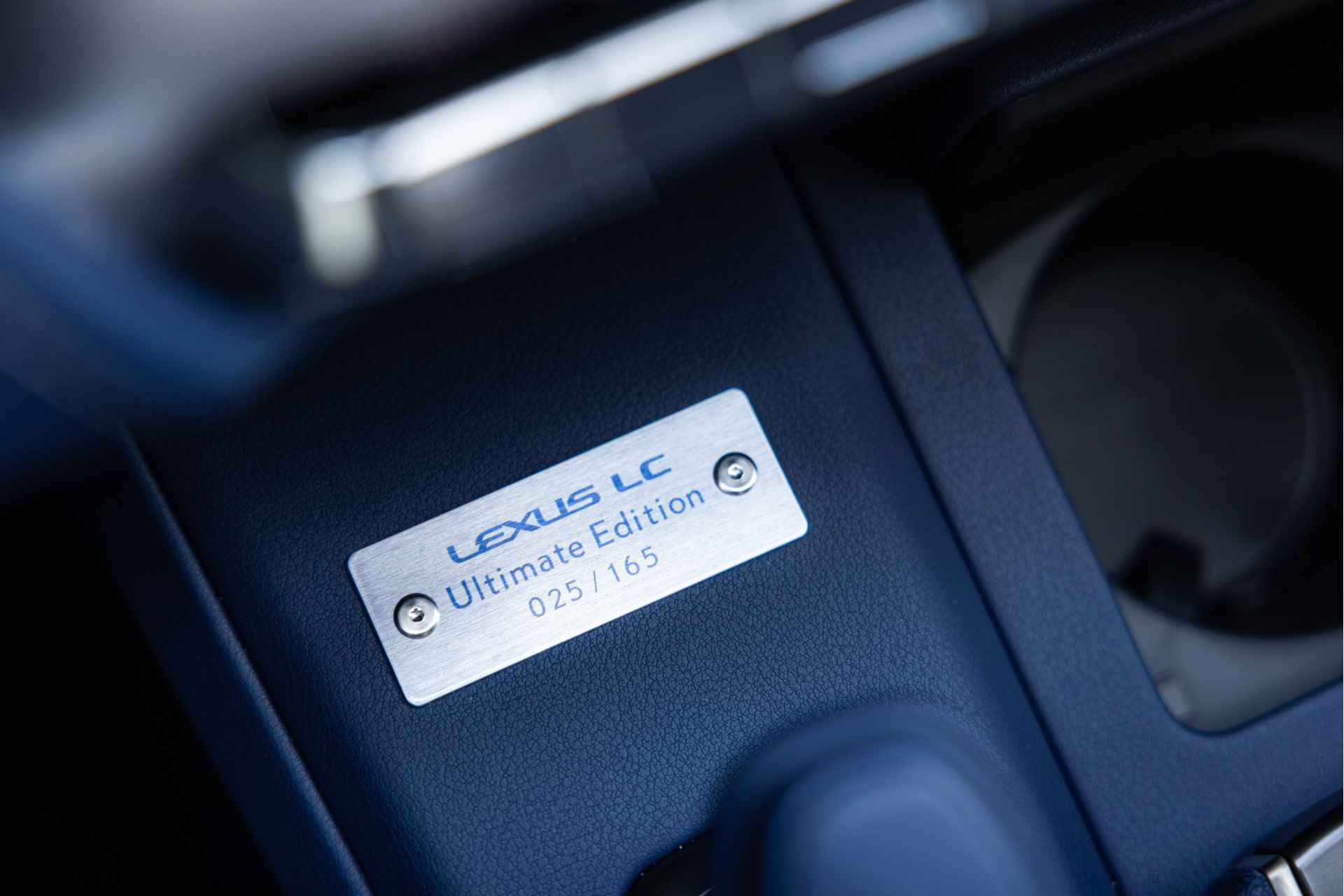 Lexus LC 500 Ultimate Edition 5.0 liter V8 | Carbonfiber dak | 25 of 165 | 464PK - 9/61