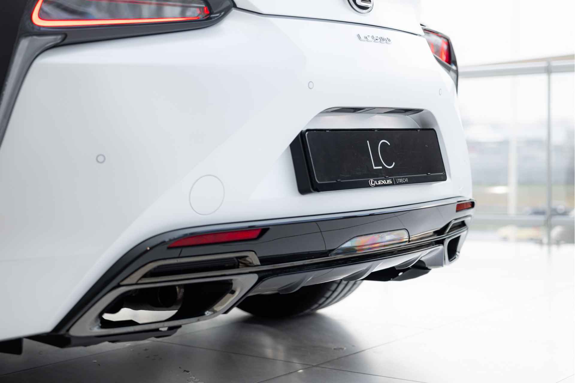 Lexus LC 500 Ultimate Edition 5.0 liter V8 | Carbonfiber dak | 25 of 165 | 464PK - 57/61