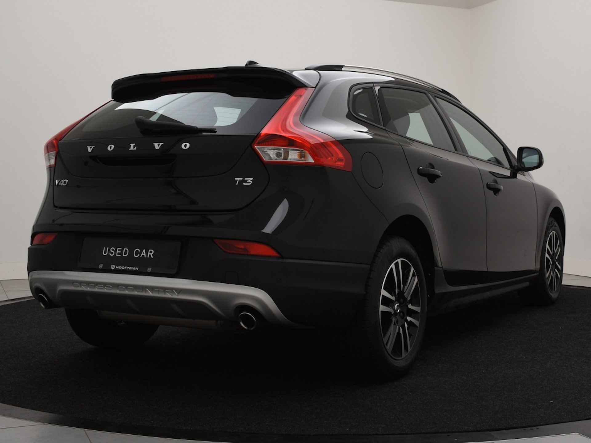 Volvo V40 Cross Country T3 NORDIC+ STANDKACHEL FULL-LED NAVI BLUETOOTH STOELVERWARMING - 4/33