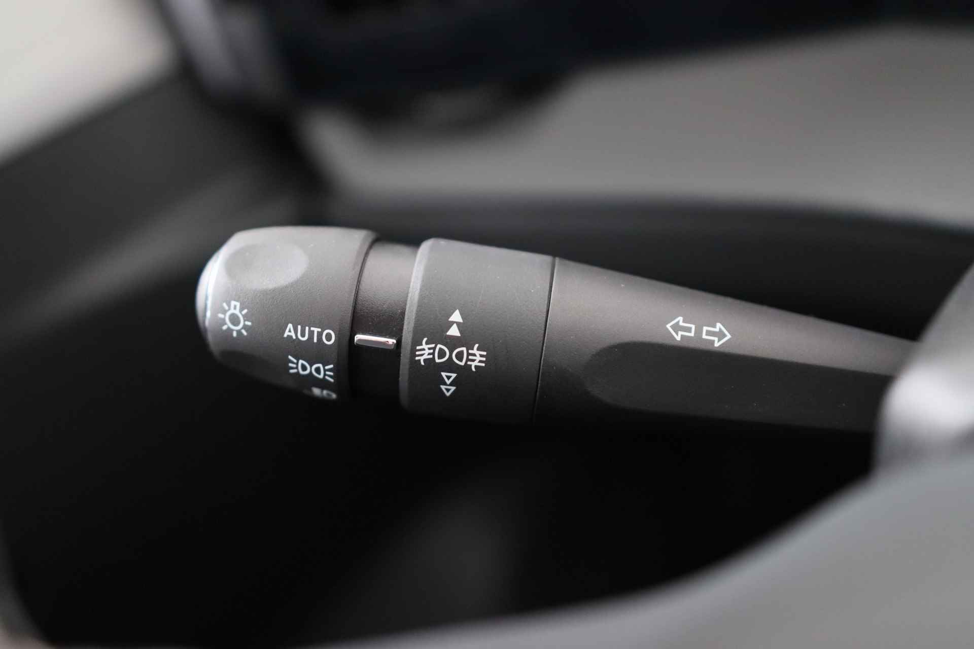 Opel Astra Sports Tourer 1.2 Elegance | AGR Stoel | Adaptive Cruise | Elektr achterklep | Camera | Keyless | Dodehoek waarschuwing - 30/40