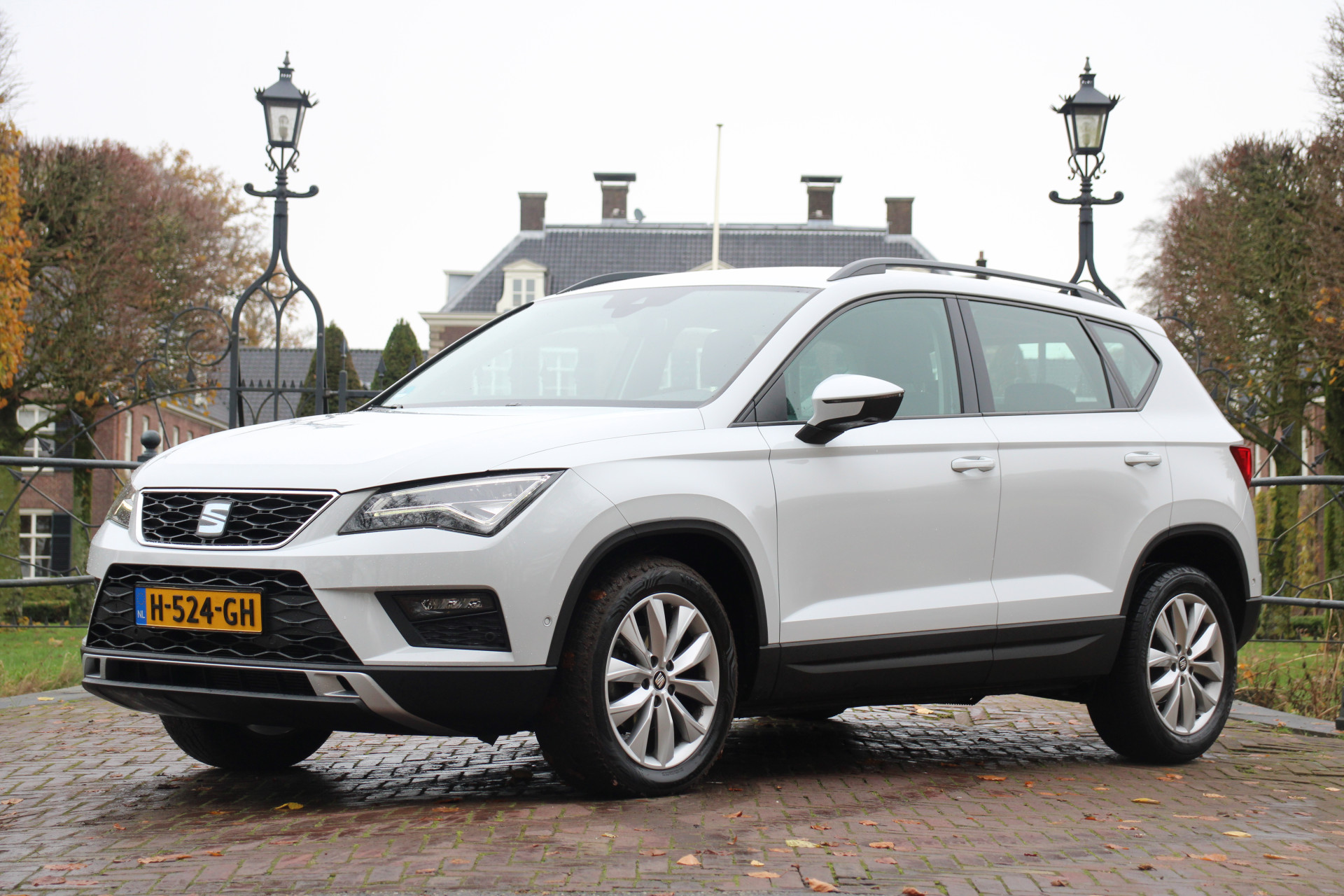 SEAT Ateca 1.5 TSI FR Business Intense | CRUISE CONTROL | NAVI | 360 PARKEER SENSOREN | APPLE CARPLAY/ANDROID AUTO |