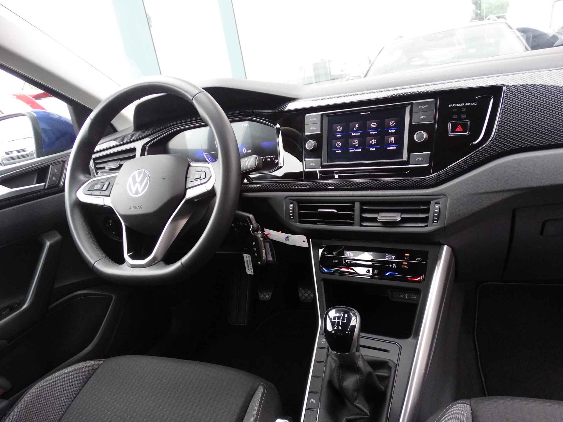 Volkswagen Taigo 1.0 TSI 95PK Life | Parkeersensoren | Climate Control | Apple Carplay / Android Auto | - 6/25