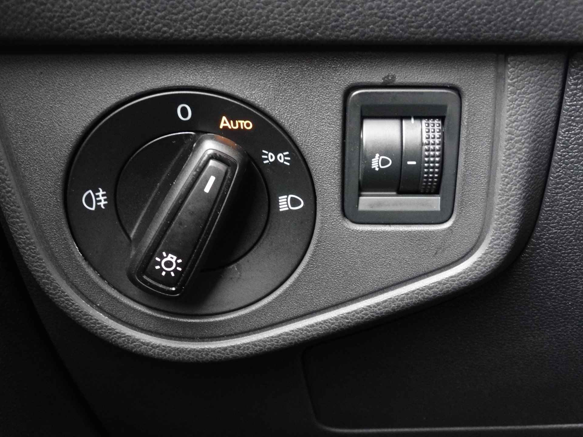 Volkswagen Taigo 1.0 TSI 95PK Life | Parkeersensoren | Climate Control | Apple Carplay / Android Auto | - 15/25