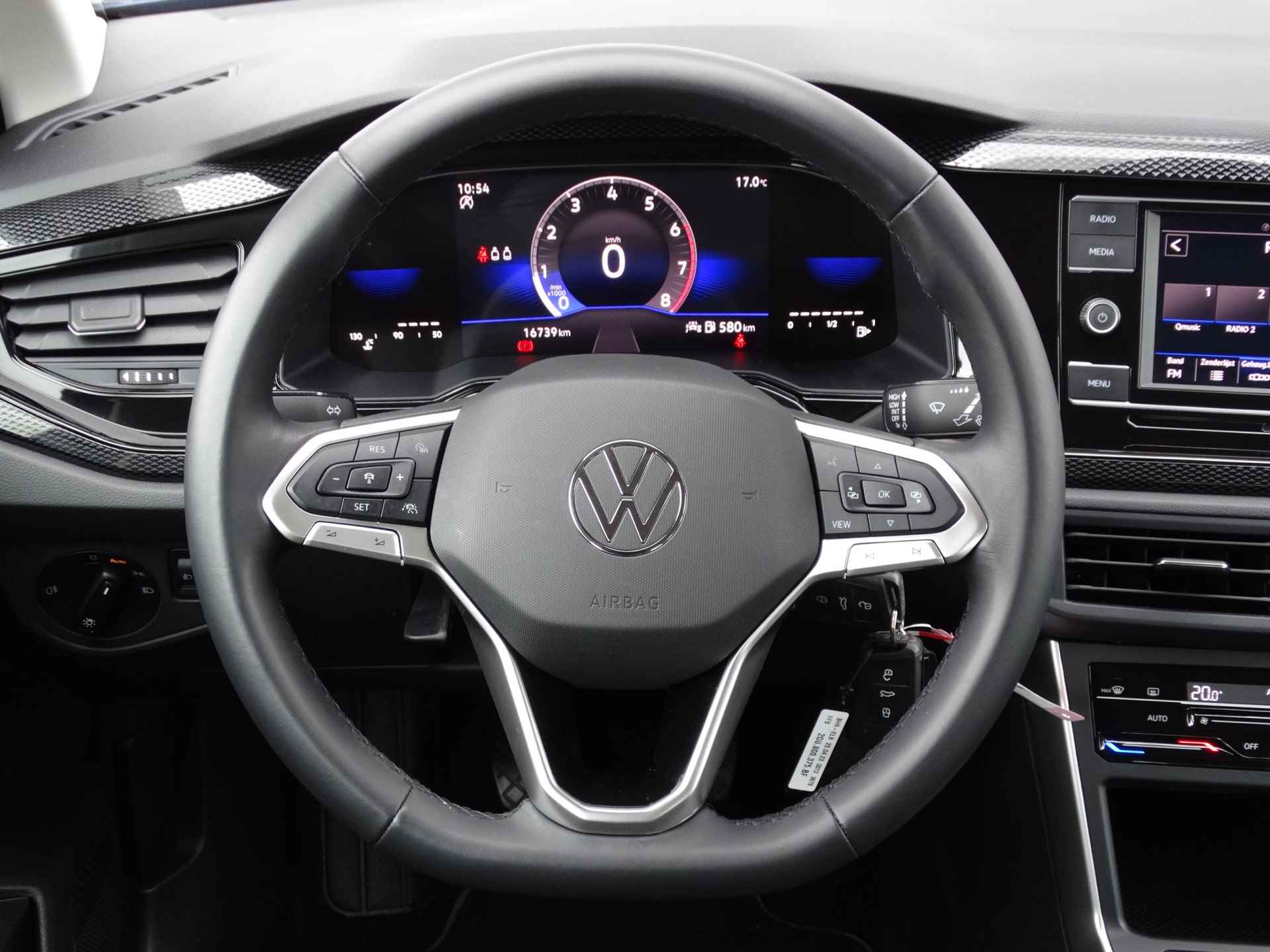 Volkswagen Taigo 1.0 TSI 95PK Life | Parkeersensoren | Climate Control | Apple Carplay / Android Auto | - 16/25