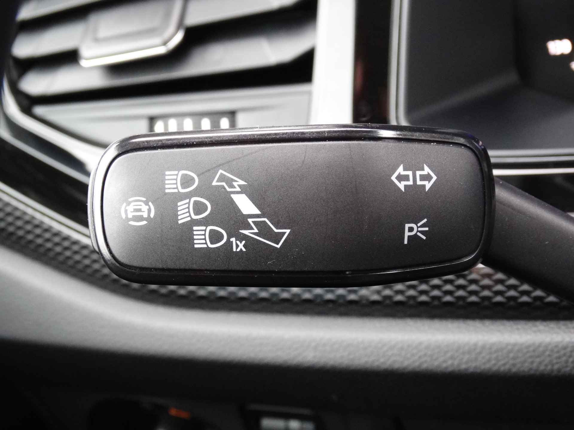 Volkswagen Taigo 1.0 TSI 95PK Life | Parkeersensoren | Climate Control | Apple Carplay / Android Auto | - 20/25
