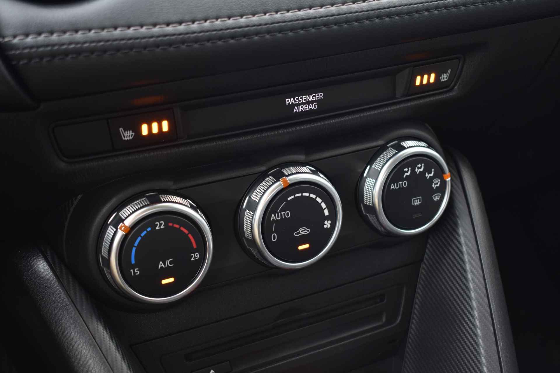 Mazda CX-3 2.0 SkyActiv-G Dynamic 120pk | Navigatie | Stoelverwarming | DAB | Dodenhoek detectie | Incl. set losse velgen - 26/35