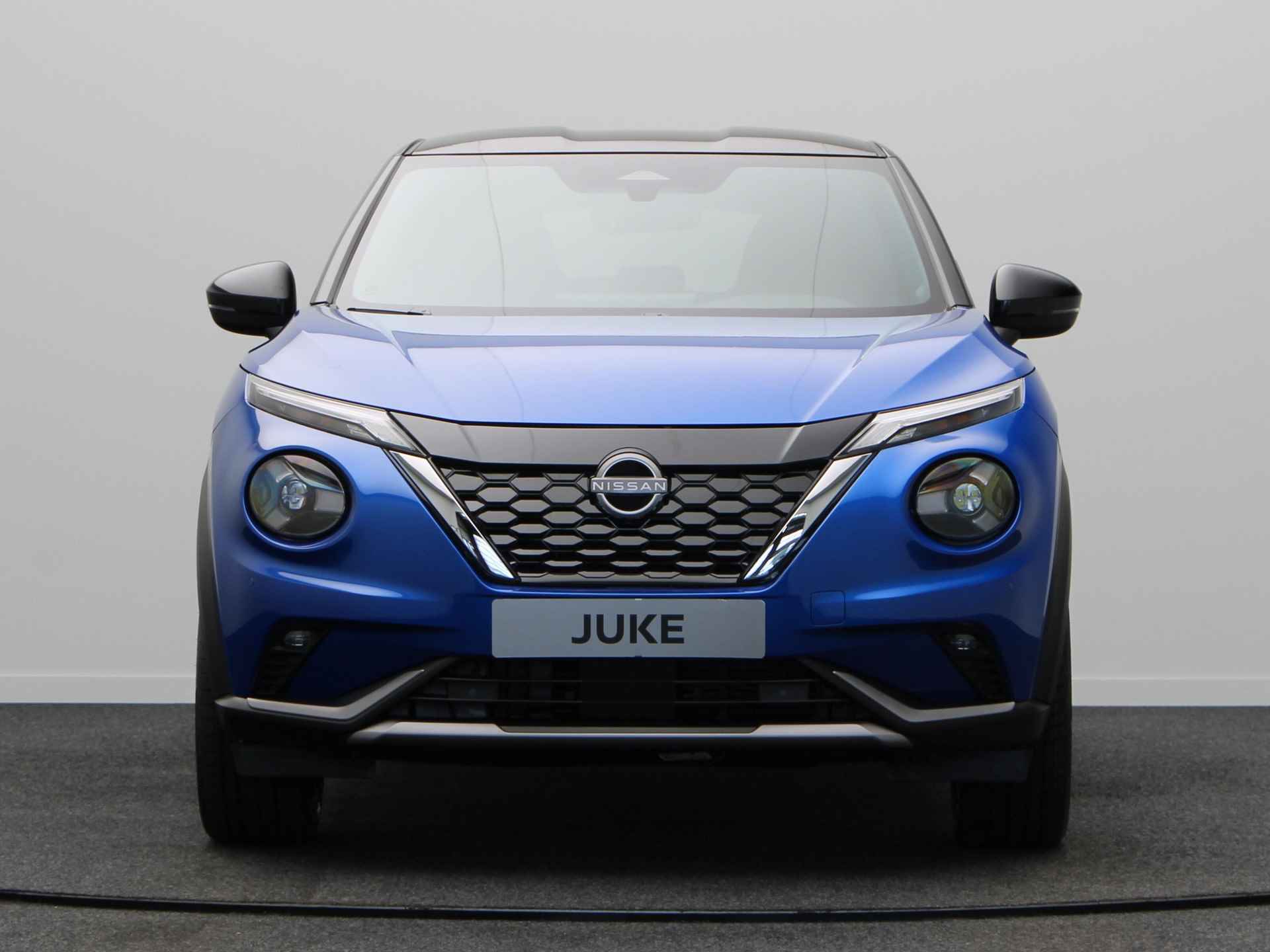 Nissan Juke N-Design Enigma Black + Cold Pack 1.6L HYBRID 143 - 6/45