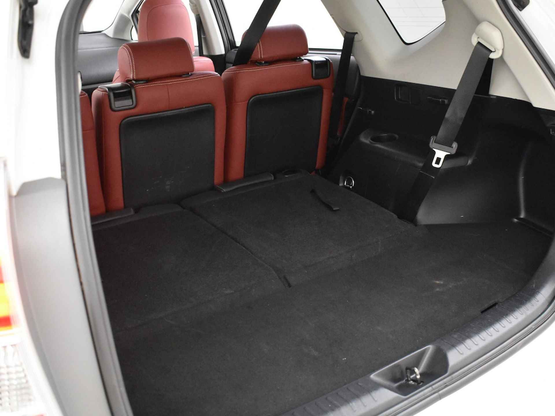 Toyota Prius Wagon 1.8 Executive | Leder | JBL audio | LED | 7-persoons - 22/35