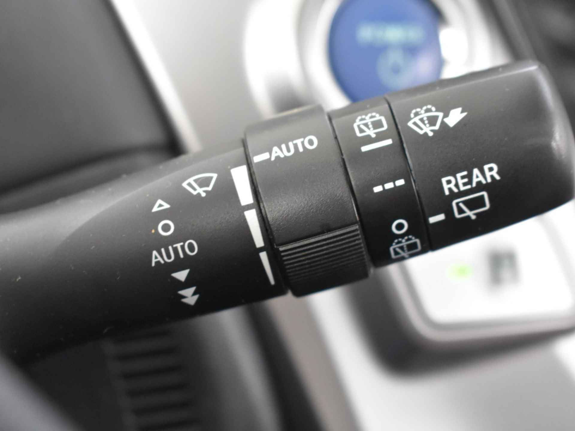 Toyota Prius Wagon 1.8 Executive | Leder | JBL audio | LED | 7-persoons - 35/35