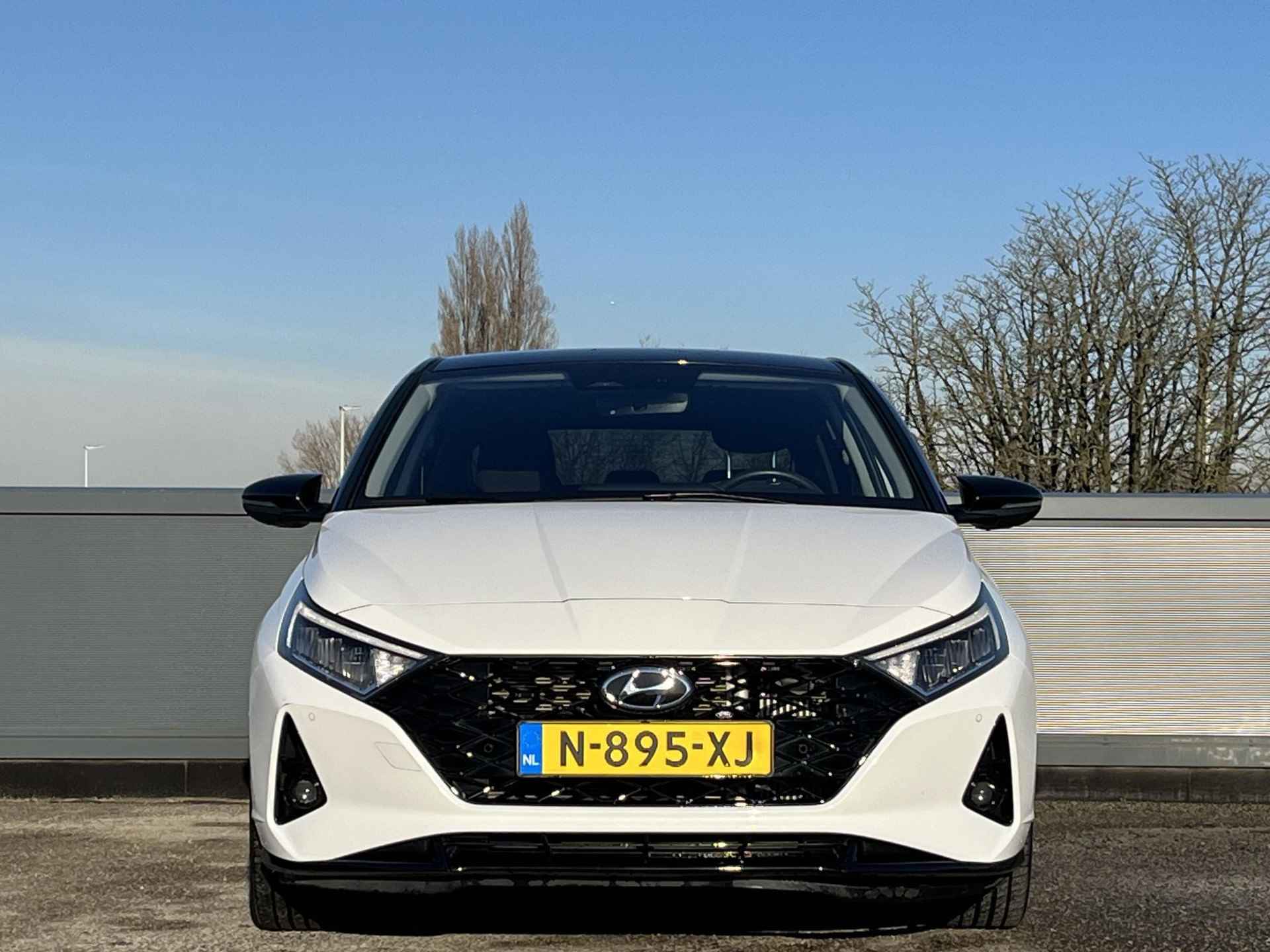 Hyundai i20 1.0 T-GDI Automaat 7-Traps 100 PK Premium | Keyless entry | Navigatie Apple Carplay & Android auto | WinterPack | Camera - 5/46