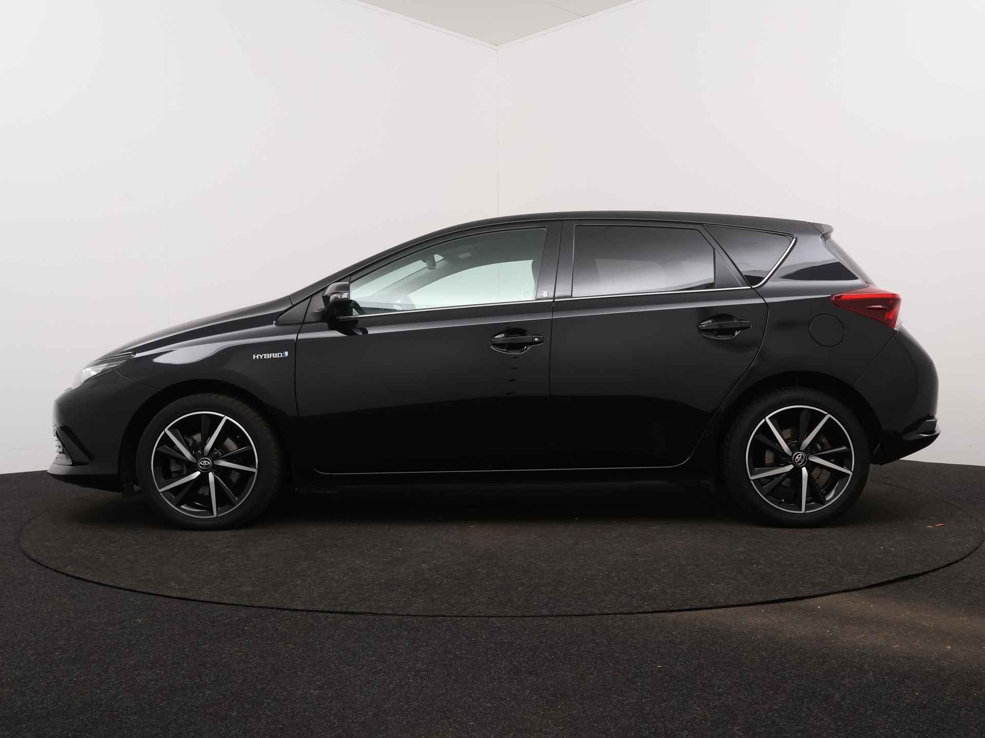 Toyota Auris 1.8 Hybrid Team D. | 17"LM Velgen | Stoelverwarming | - 4/43