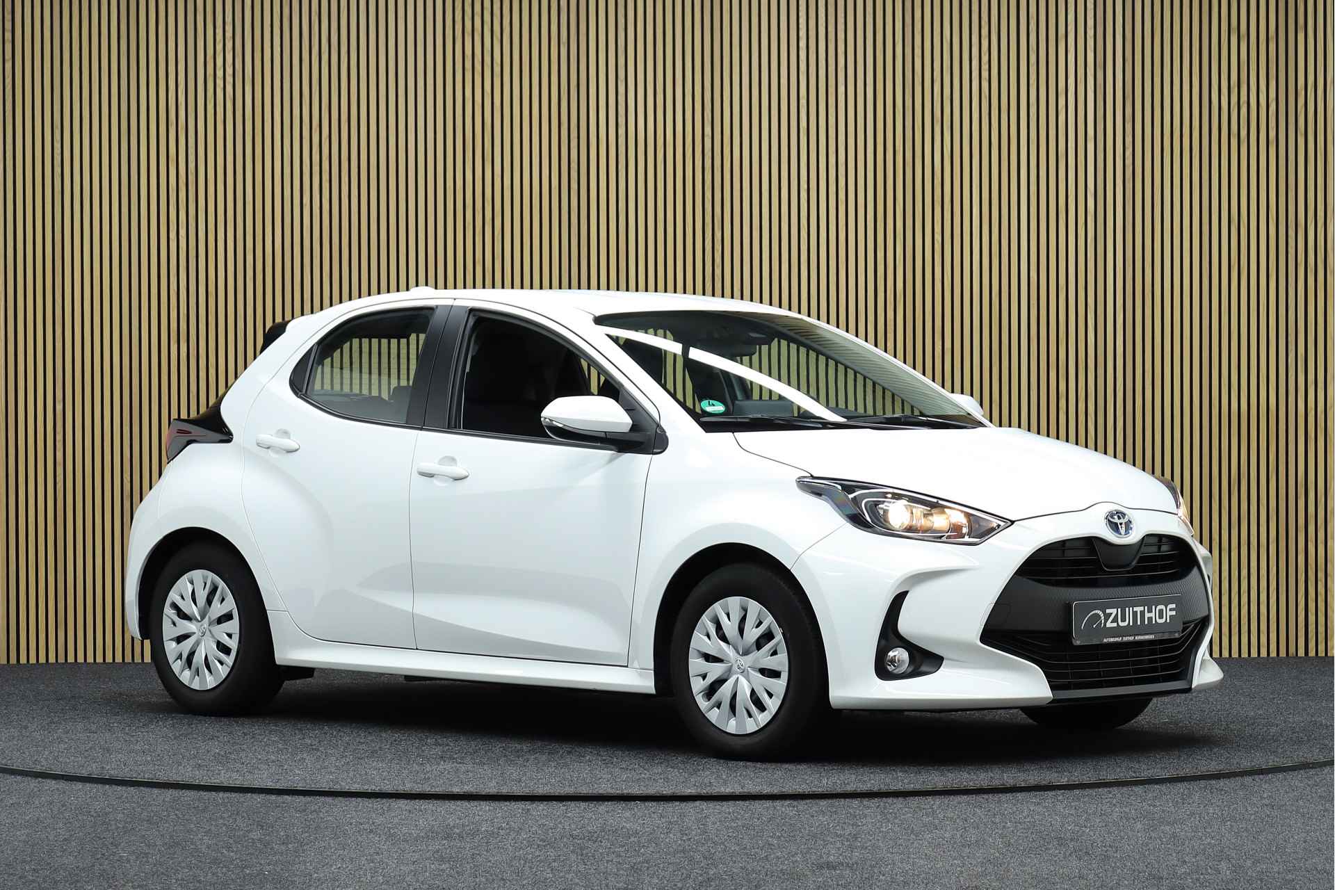 Toyota Yaris 1.5 Hybrid Business Plus | Adaptive-cruise | Trekhaak | Camera | Navigatie - 12/40