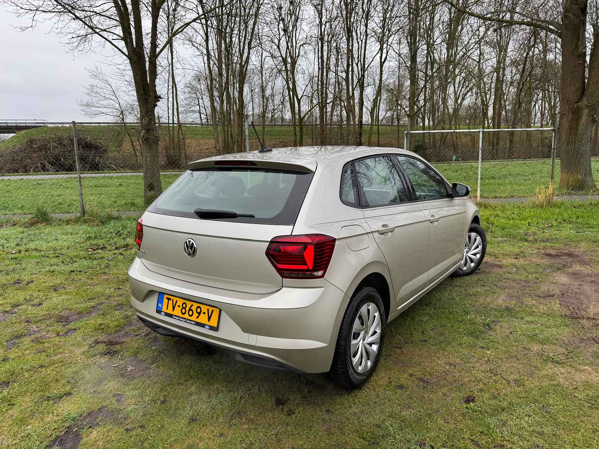 Volkswagen Polo 1.0 TSI Comfortline | ADAPTIVE CRUISE | NAVI | AIRCO | - 3/28