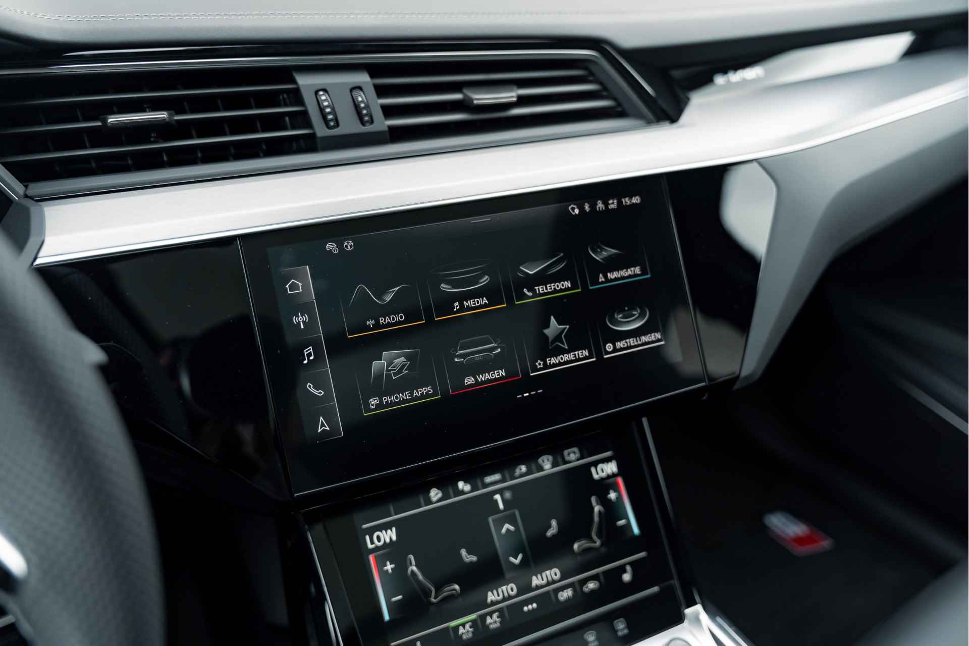 Audi Q8 SQ8 Sportback e-tron 370 kW / 504 PK | ASSIST. TOUR & CITY & PARK | HEAD-UP | PANO-DAK | B&O | COMFORT-KEY - 40/48