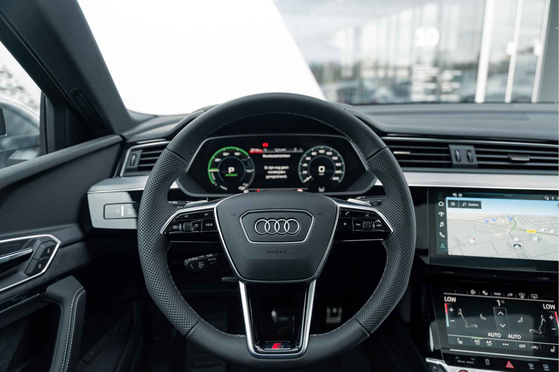 Audi Q8 SQ8 Sportback e-tron 370 kW / 504 PK | ASSIST. TOUR & CITY & PARK | HEAD-UP | PANO-DAK | B&O | COMFORT-KEY - 48/48