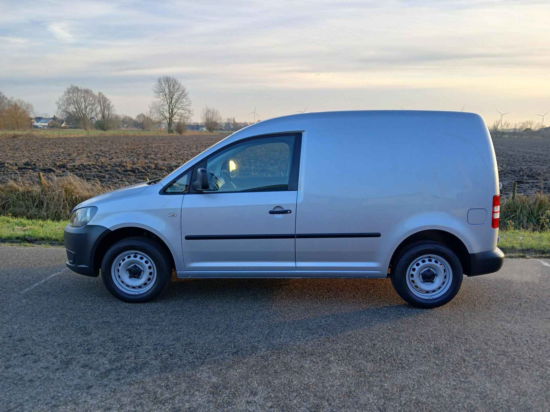 Volkswagen Caddy 1.6 TDI MARGE Auto!! + Electr. pakk. + Airco + betimmering, Prachtige auto!! - 5/15