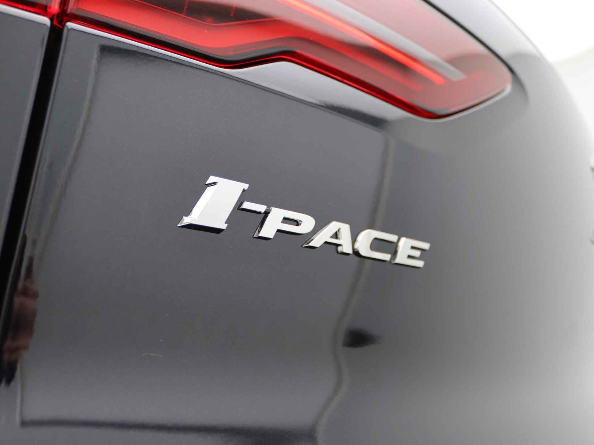 Jaguar I-PACE EV400 HSE 90 kWh | Luchtvering | NP € 98.910,- - 37/41