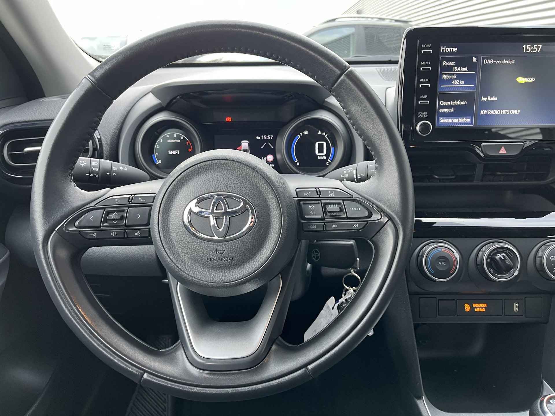 Toyota Yaris Cross 1.5 VVT-I Active Trekhaak, Apple carplay en/of Android auto navigatie, Achteruitrijcamera, Adaptieve cruise control, Climate control, NL-auto, BTW-auto - 21/47