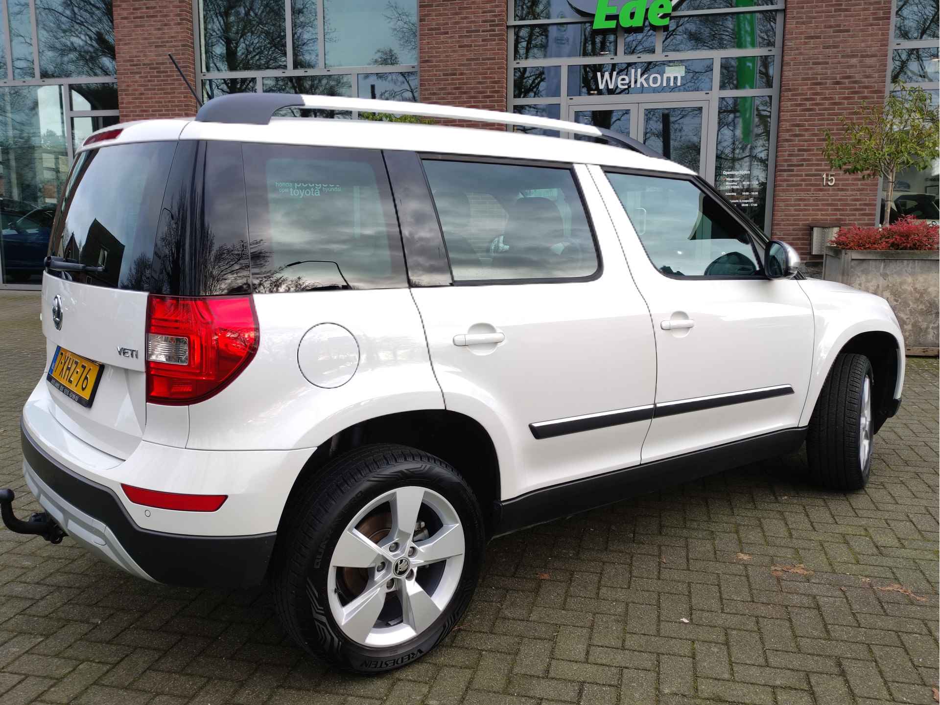 Škoda Yeti Outdoor 1.4 TSI Greentech Elegance Trekhaak - Achteruitrijcamera - Stoelverwarming - 17Inch LMV - Allseasonbanden - 7/29