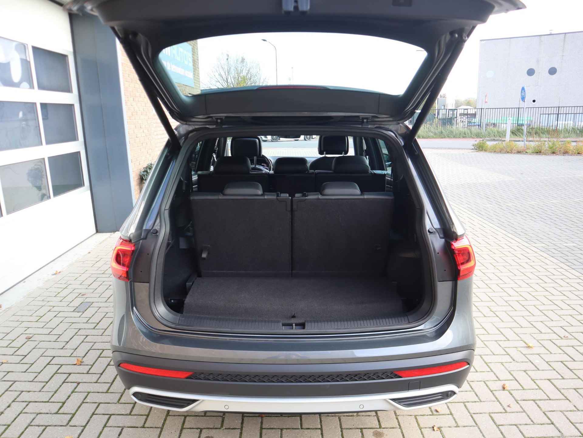 SEAT Tarraco 2.0 TSI 4DRIVE Xcellence 7p. - 33/46