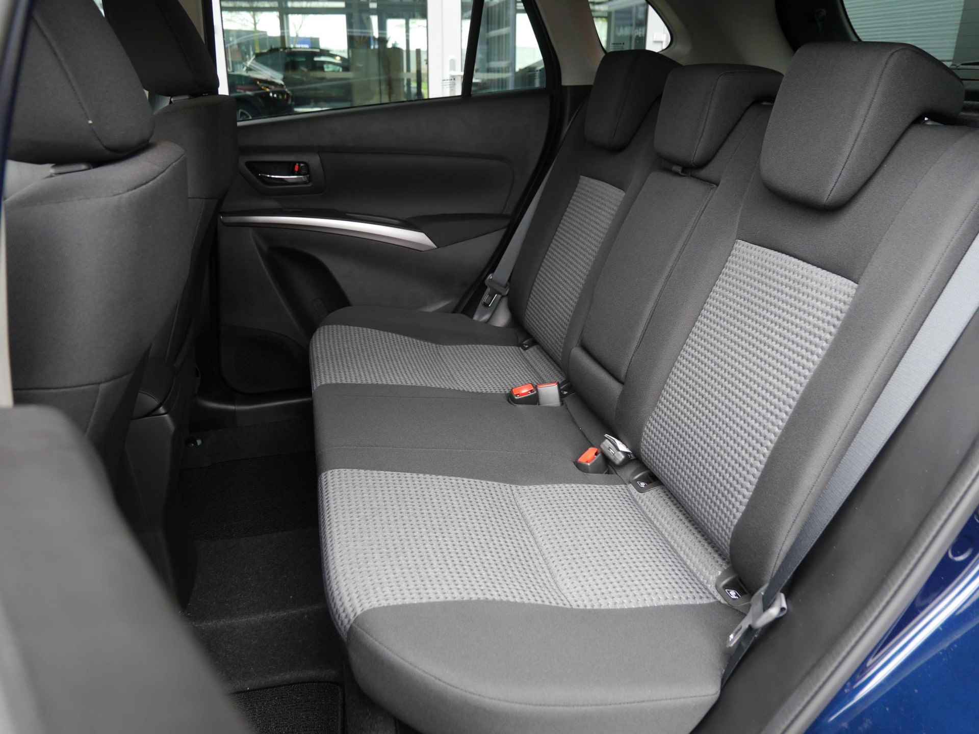 Suzuki S-Cross 1.4 Boosterjet Select Smart Hybrid | Navi via Apple Carplay/Android auto | Achteruitrijcamera | Cruise control | Climate control | LED | Keyless entry | - 6/30