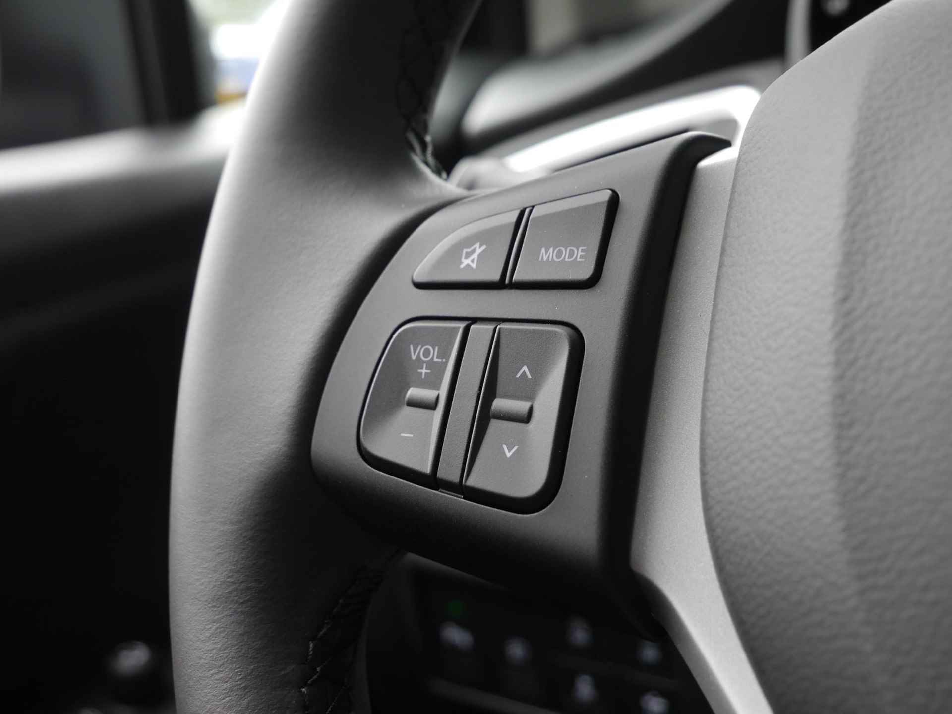 Suzuki S-Cross 1.4 Boosterjet Select Smart Hybrid | Navi via Apple Carplay/Android auto | Achteruitrijcamera | Cruise control | Climate control | LED | Keyless entry | - 15/30