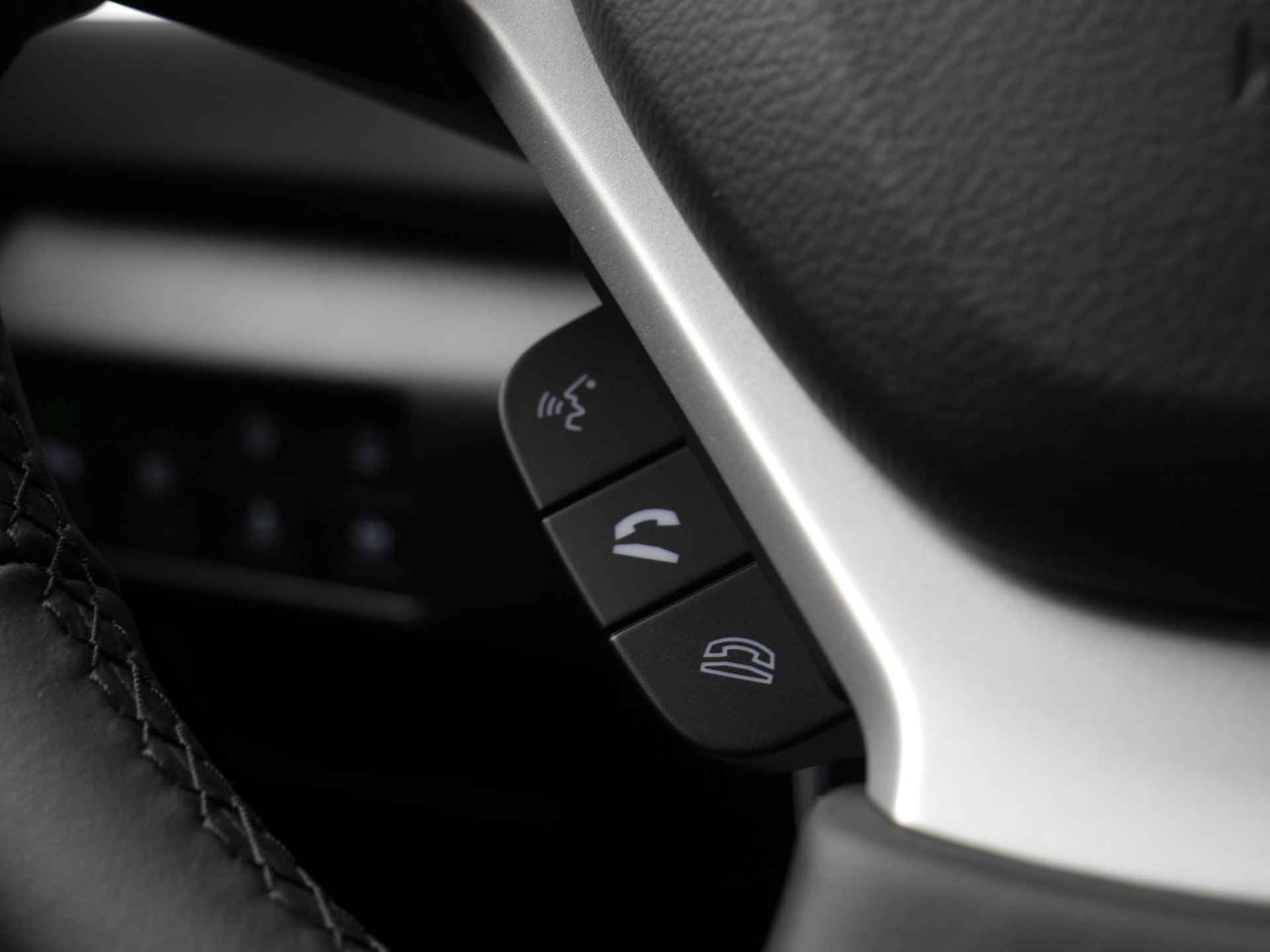 Suzuki S-Cross 1.4 Boosterjet Select Smart Hybrid | Navi via Apple Carplay/Android auto | Achteruitrijcamera | Cruise control | Climate control | LED | Keyless entry | - 17/30