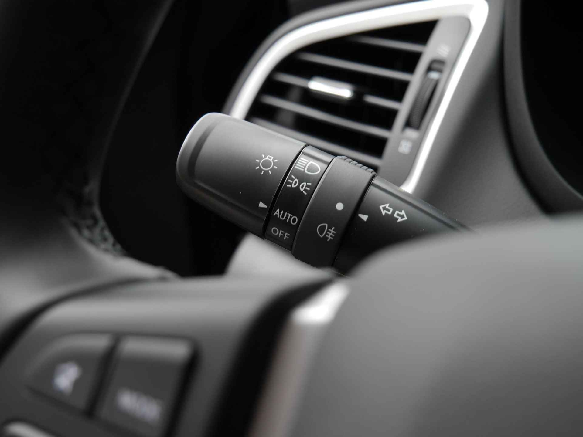 Suzuki S-Cross 1.4 Boosterjet Select Smart Hybrid | Navi via Apple Carplay/Android auto | Achteruitrijcamera | Cruise control | Climate control | LED | Keyless entry | - 22/30