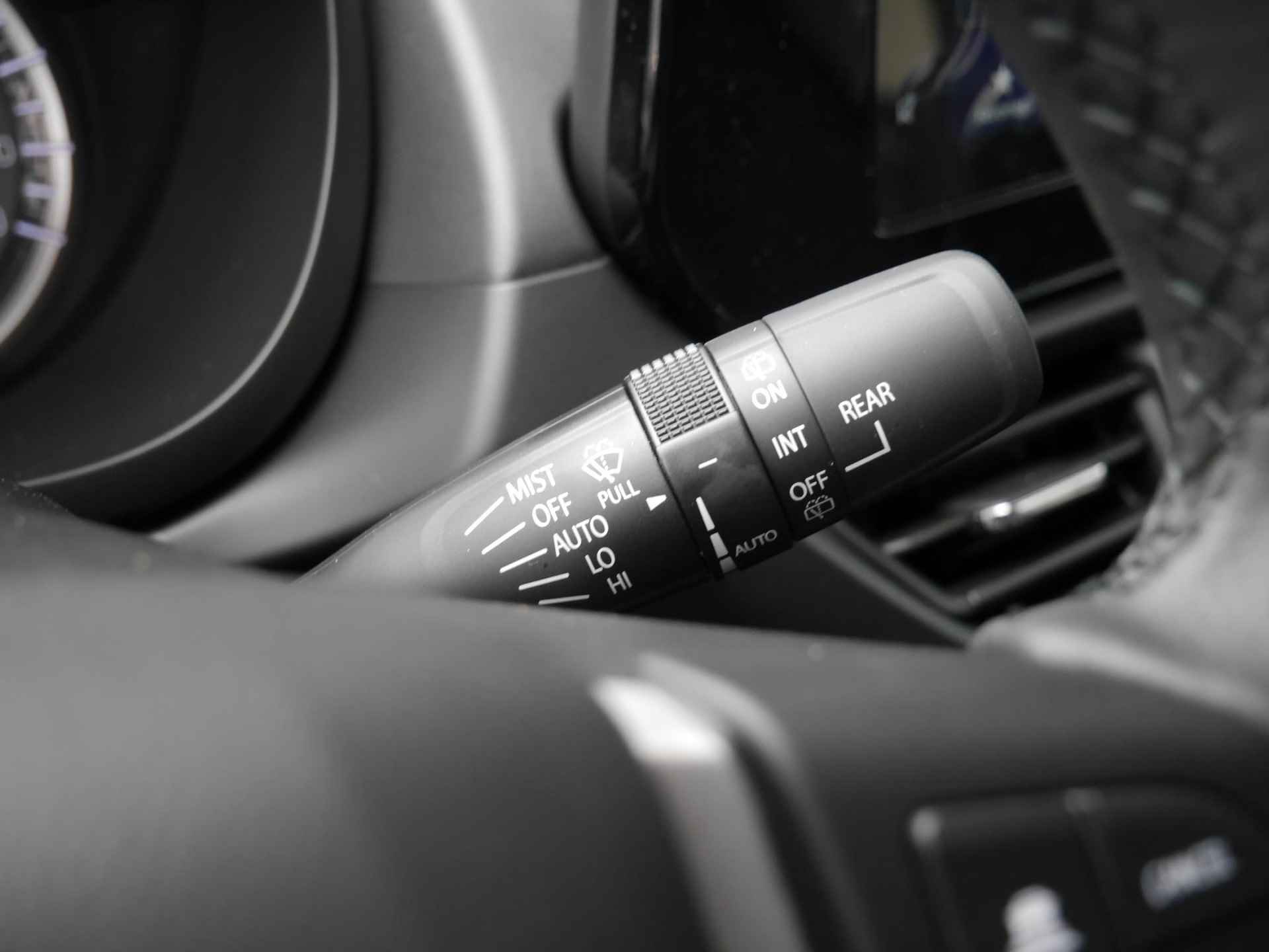 Suzuki S-Cross 1.4 Boosterjet Select Smart Hybrid | Navi via Apple Carplay/Android auto | Achteruitrijcamera | Cruise control | Climate control | LED | Keyless entry | - 23/30