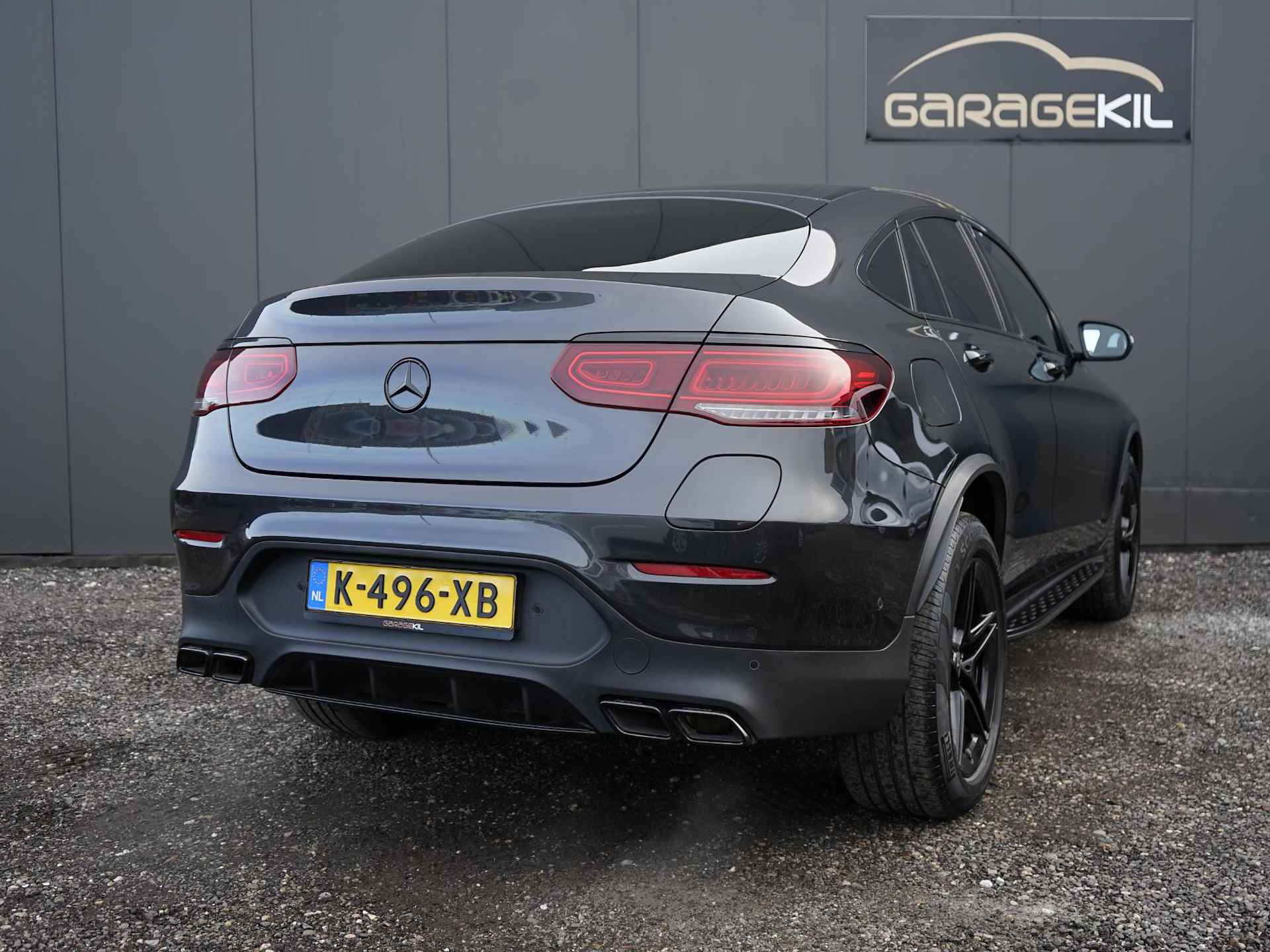 Mercedes-Benz GLC-klasse Coupé 300e 4MATIC Business Solution AMG Side Steps / Full Black / Virtual cockpit / Schuifdak / Dode Hoek / 19'' / LED koplampen - 7/32